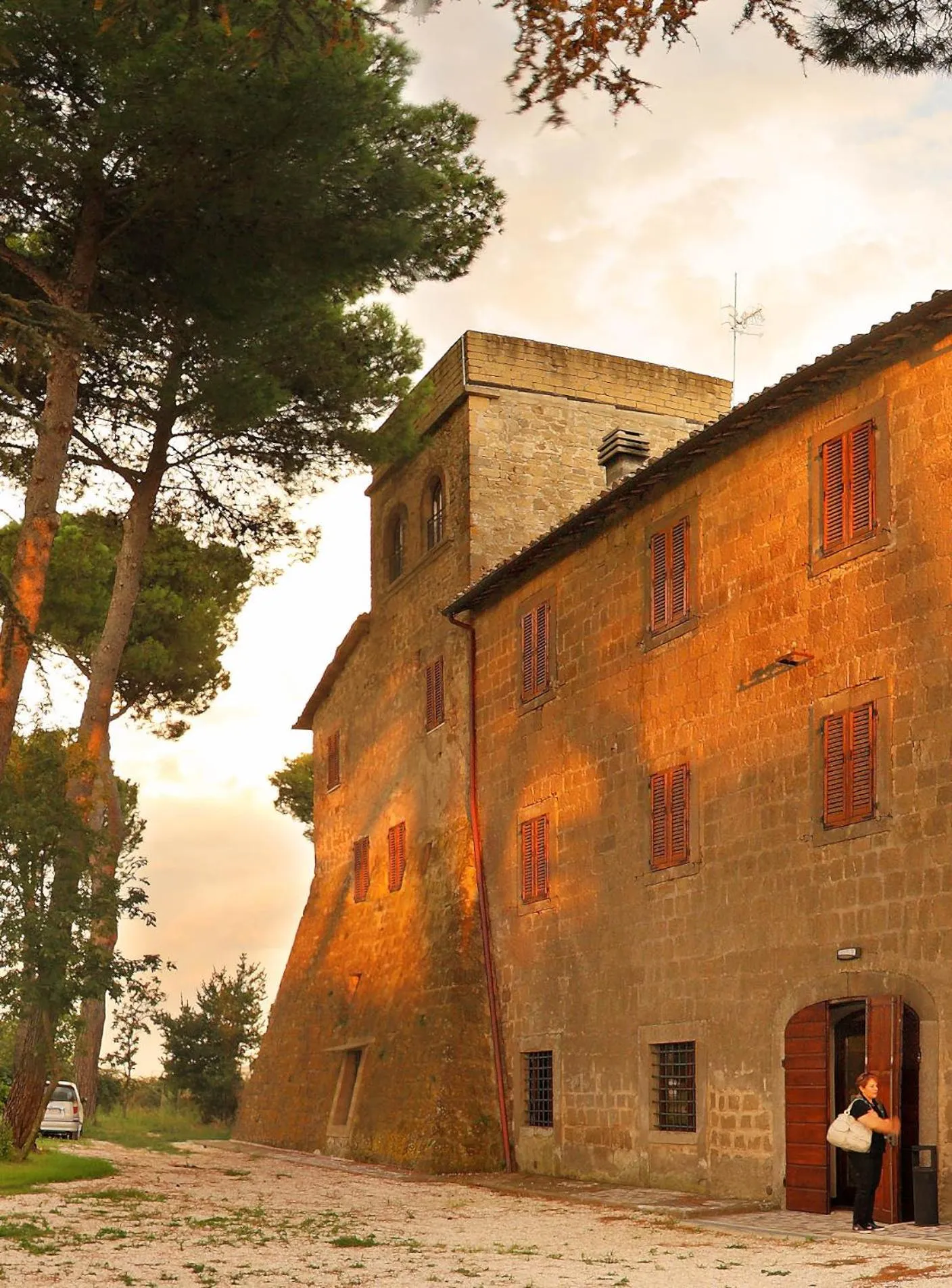 Facade/entrance in Antico Borgo La Commenda