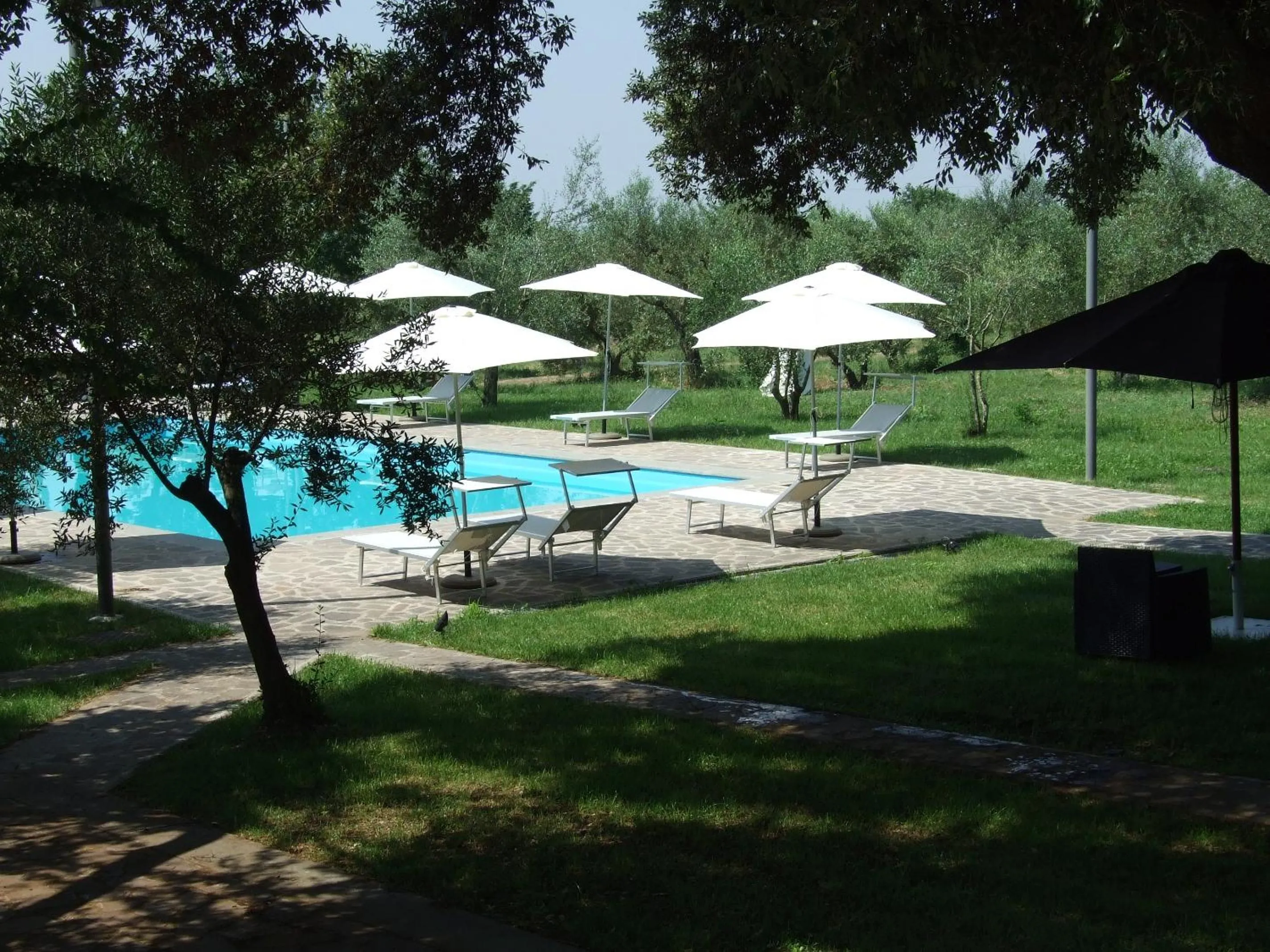 Garden in Antico Borgo La Commenda