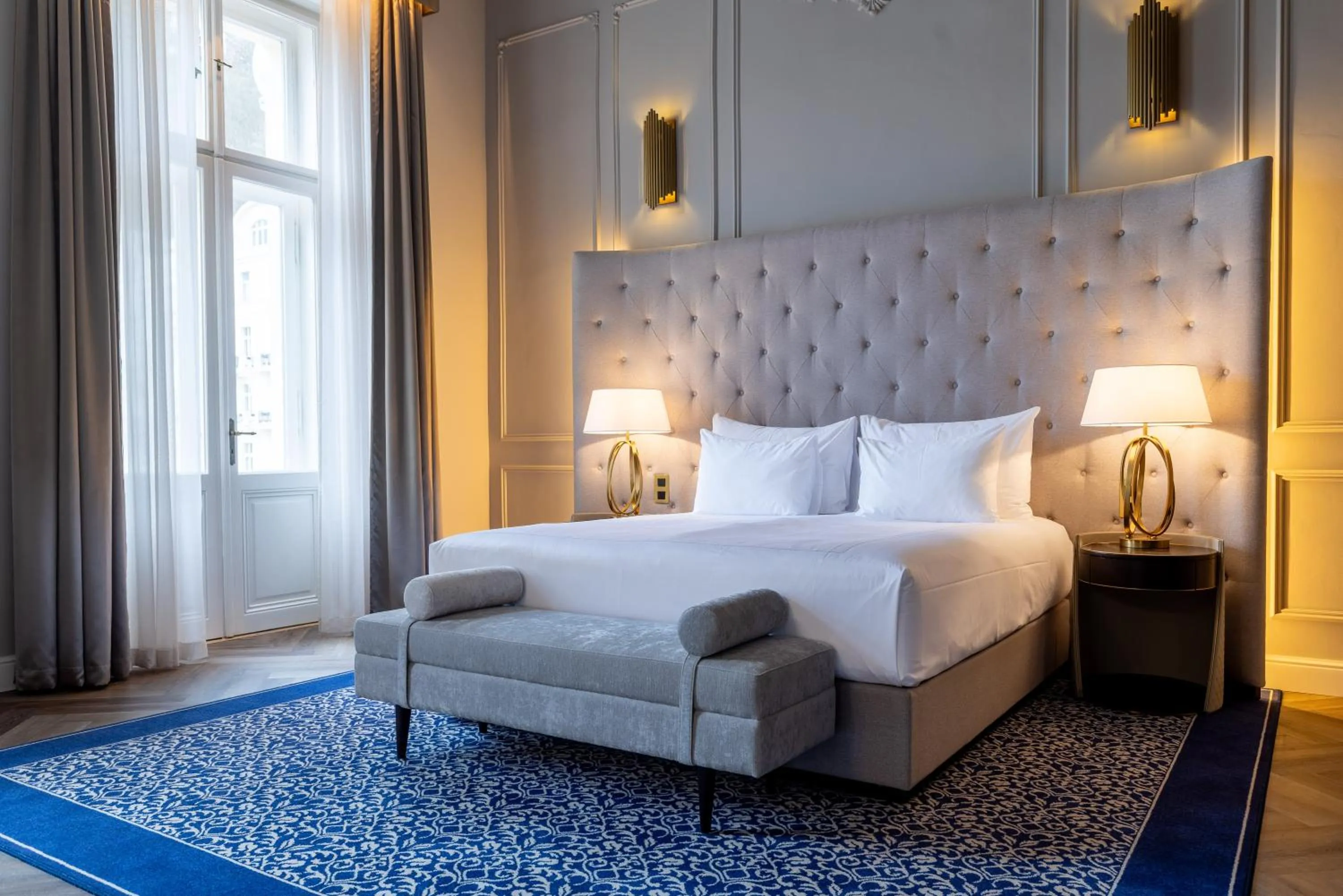 Bed in Grandhotel Pupp