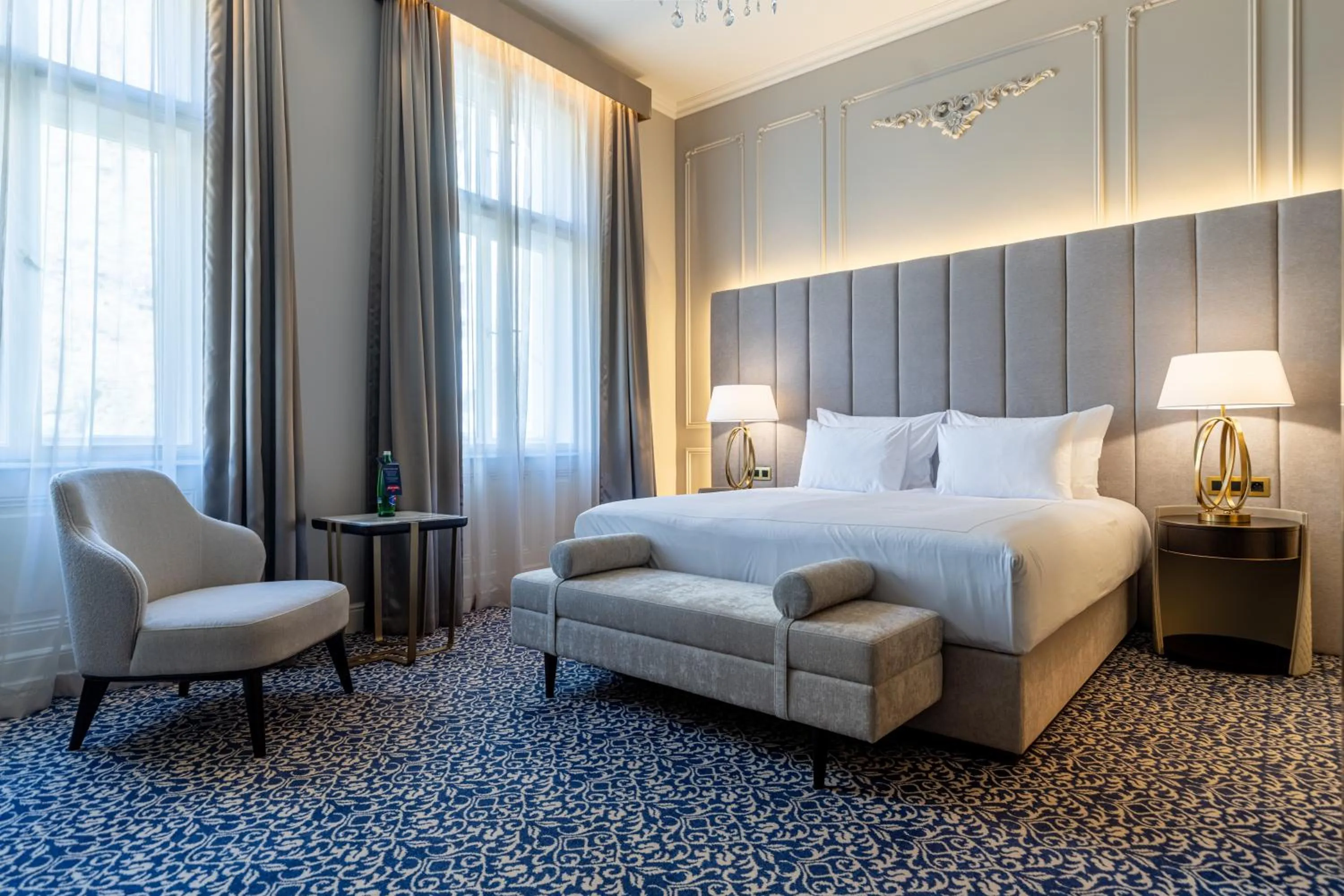 Bed in Grandhotel Pupp