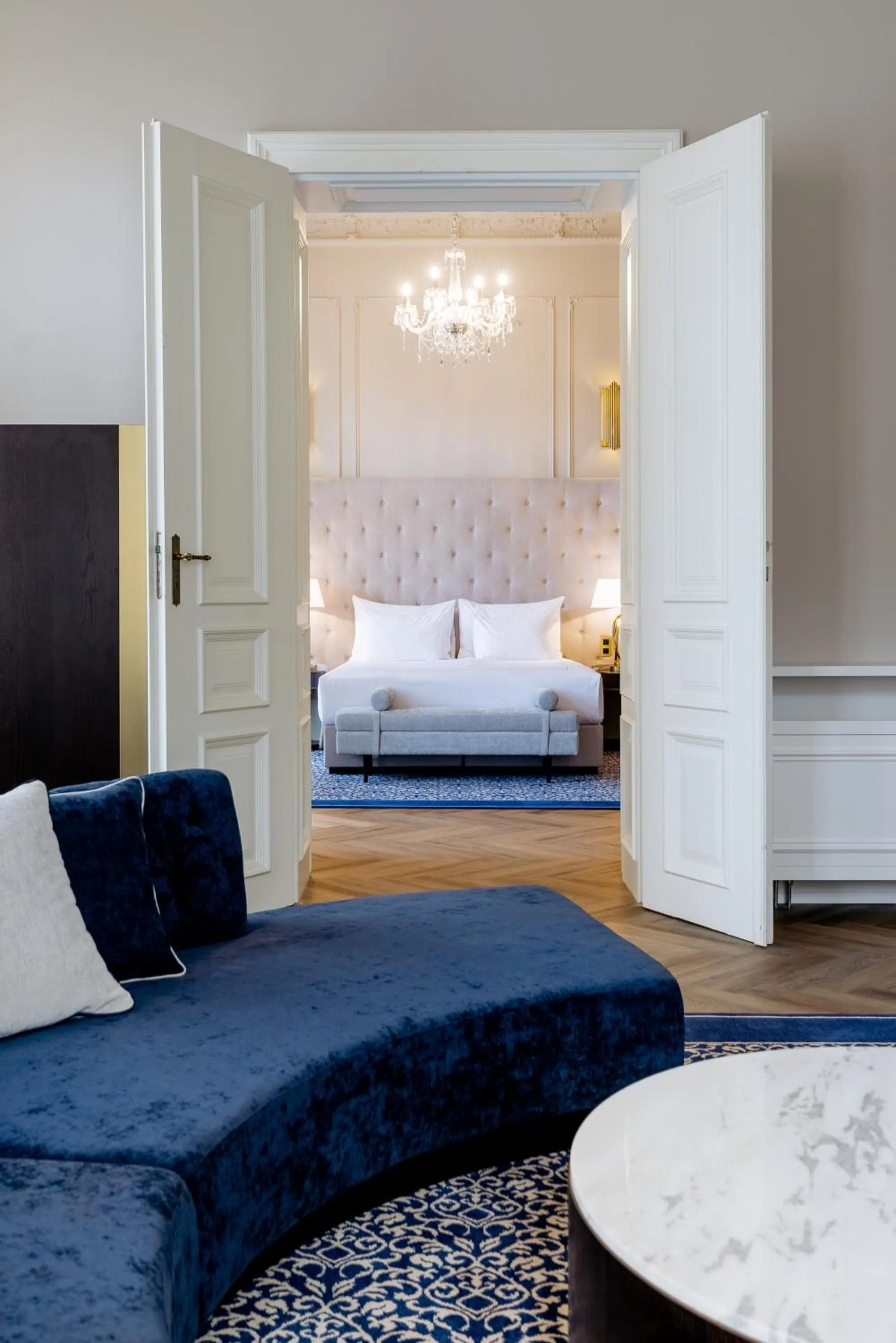 Bed in Grandhotel Pupp