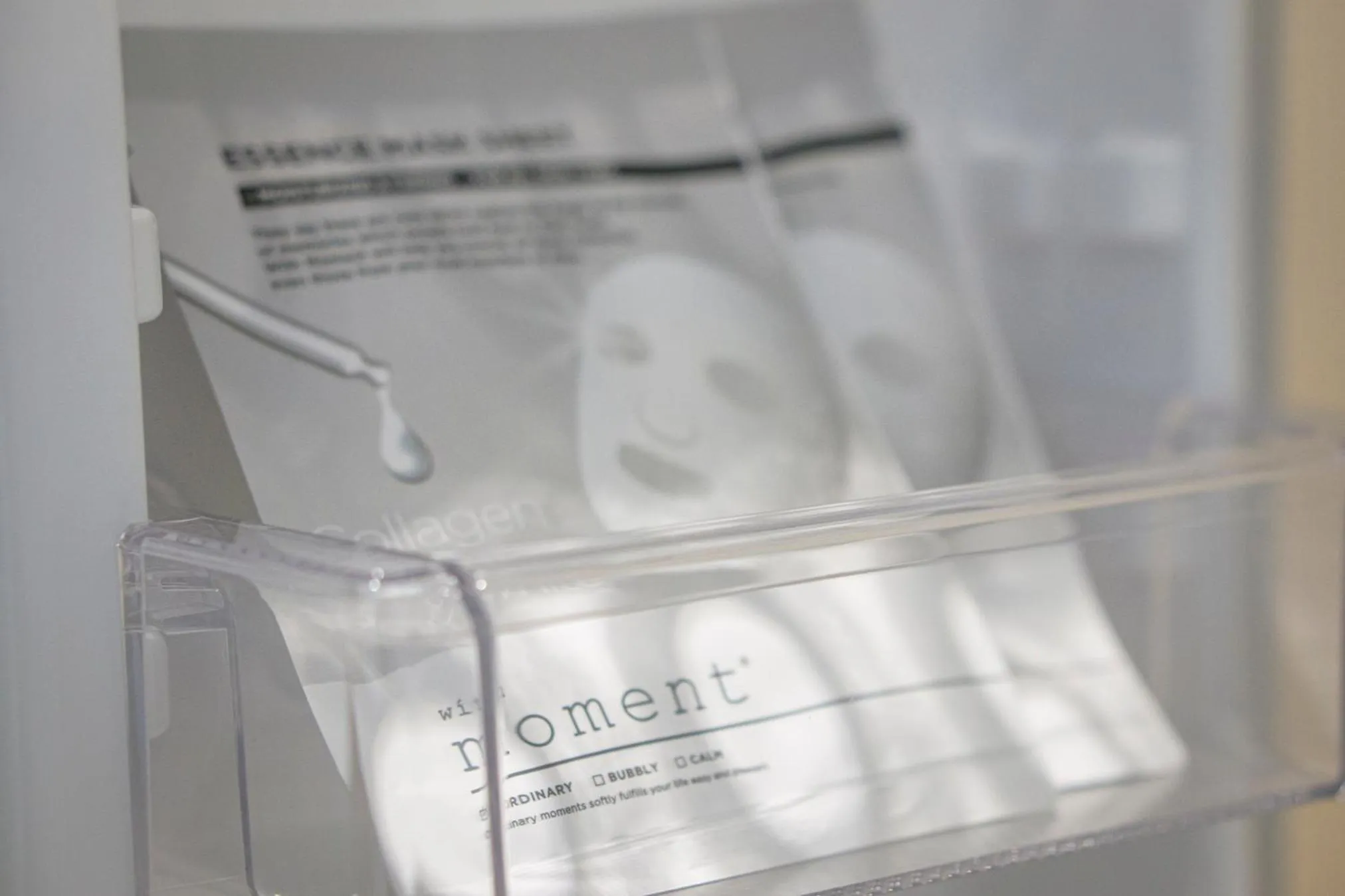 Decorative detail in Croissant Hotel Guri by Aank