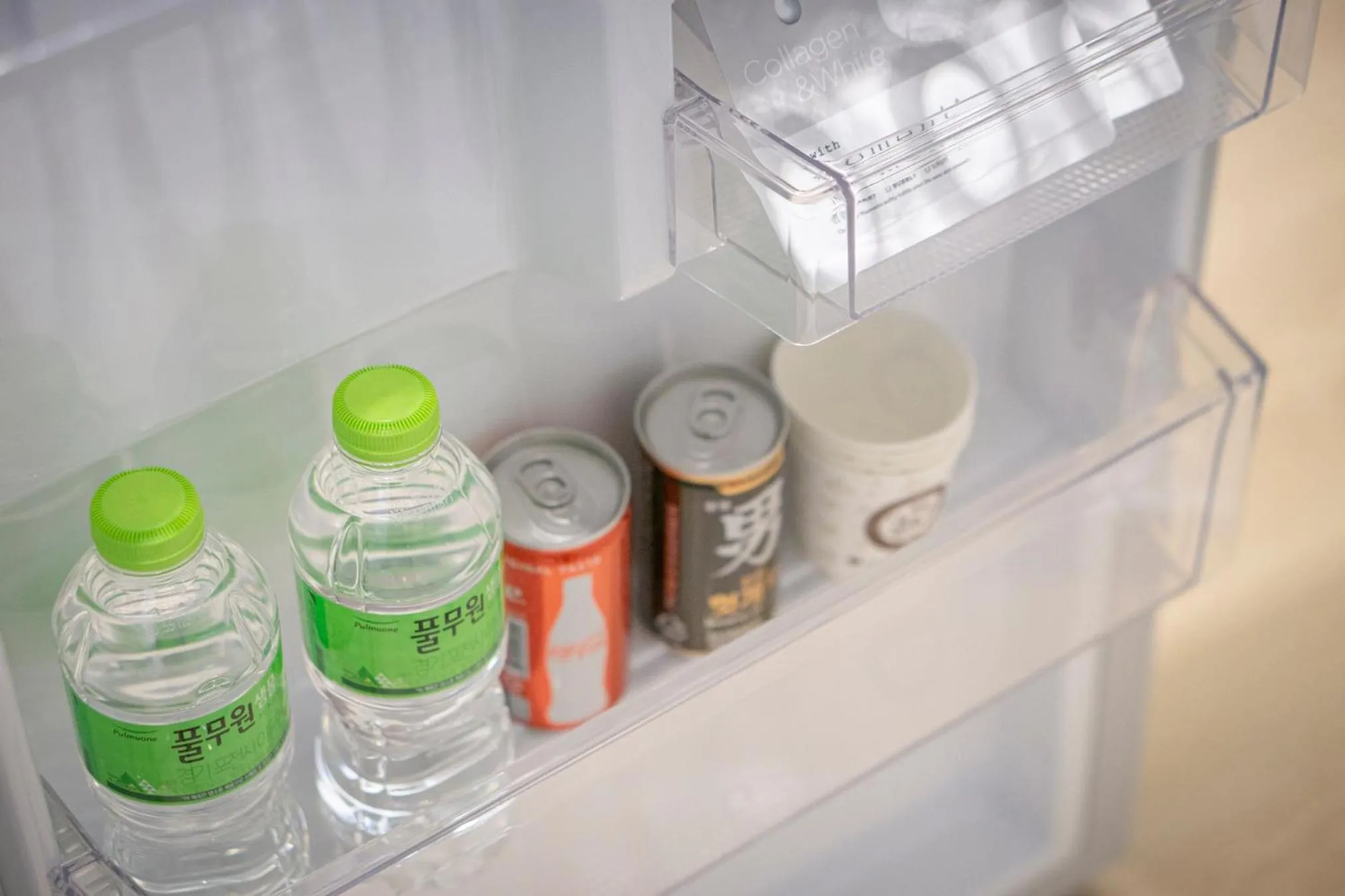 minibar in Croissant Hotel Guri by Aank