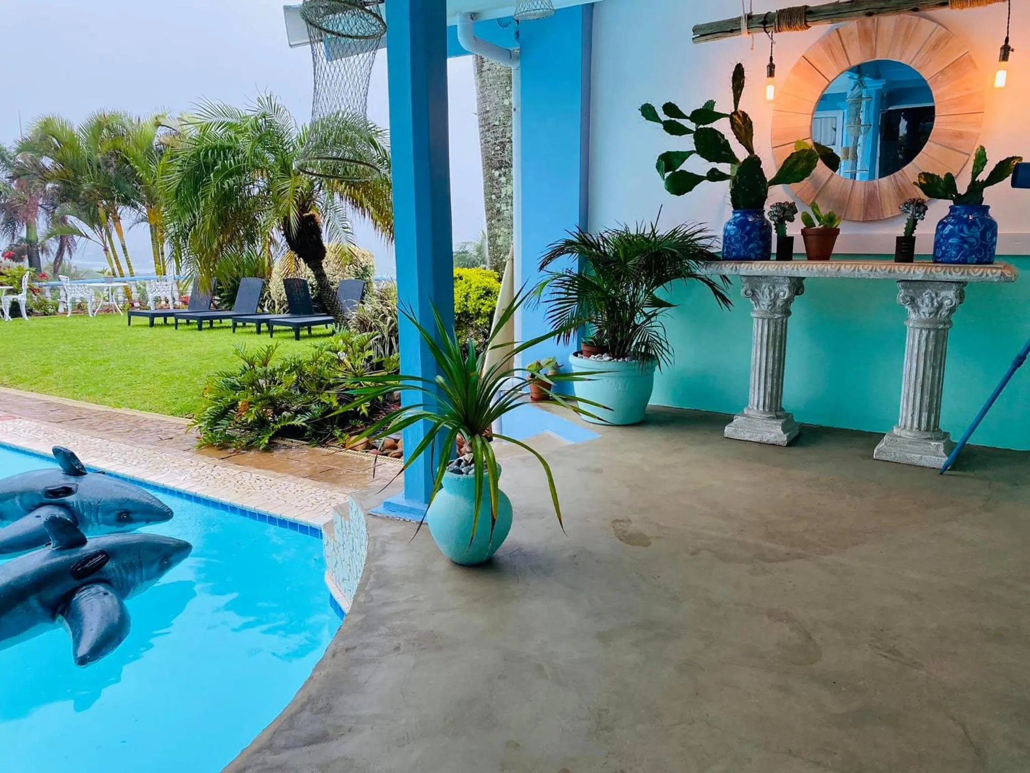 Balcony/Terrace in ThE LaZy ShArK