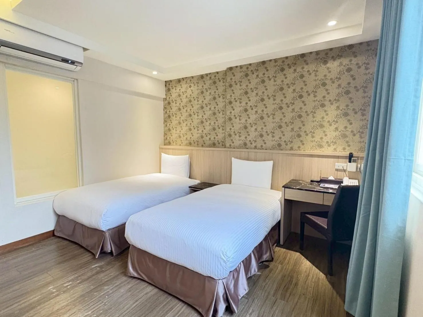 Bed in Tc慢旅花蓮館-近東大門夜市市中心