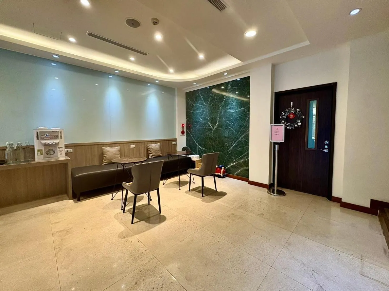 Restaurant/places to eat in Tc慢旅花蓮館-近東大門夜市市中心