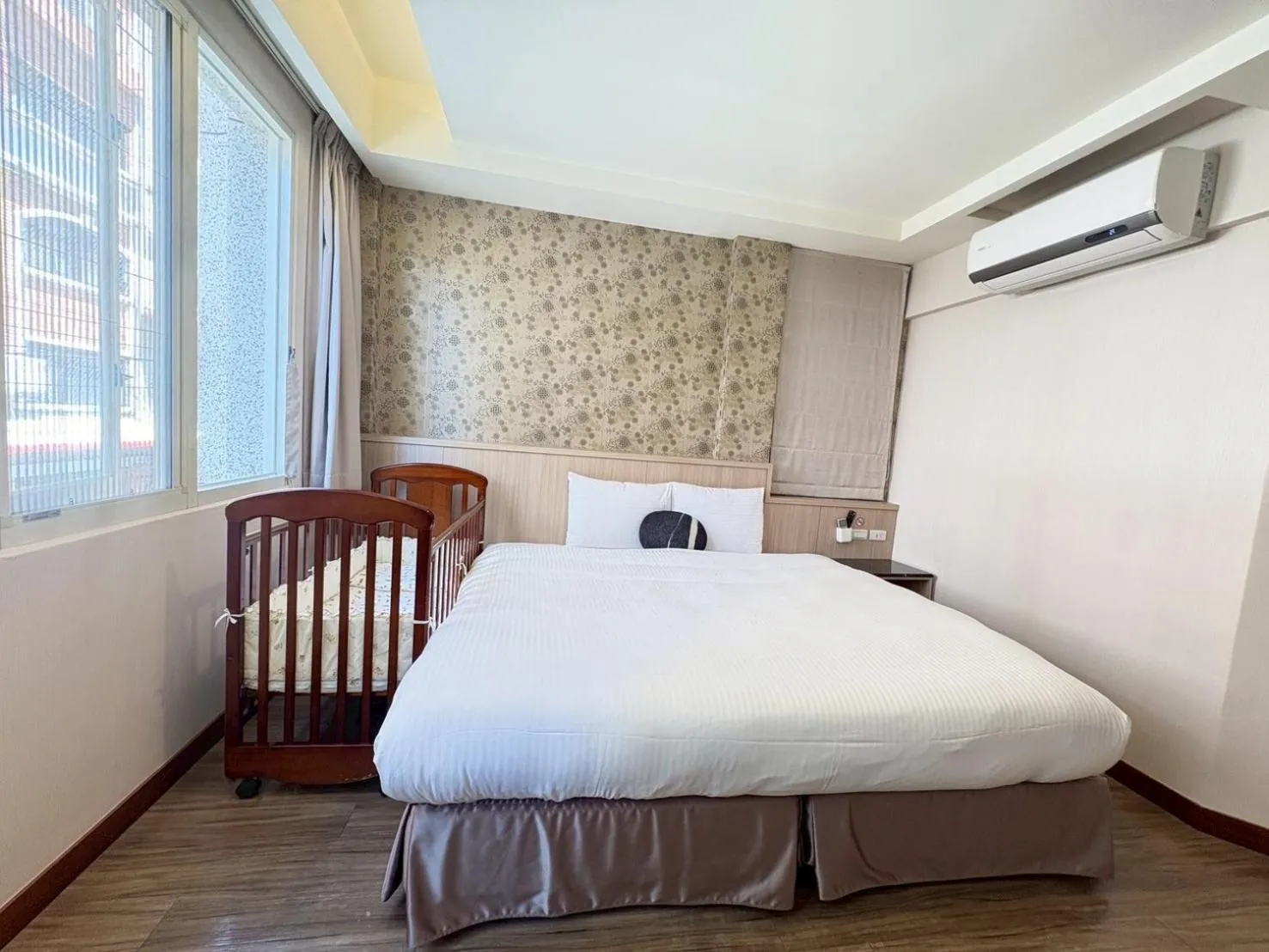 Bed in Tc慢旅花蓮館-近東大門夜市市中心