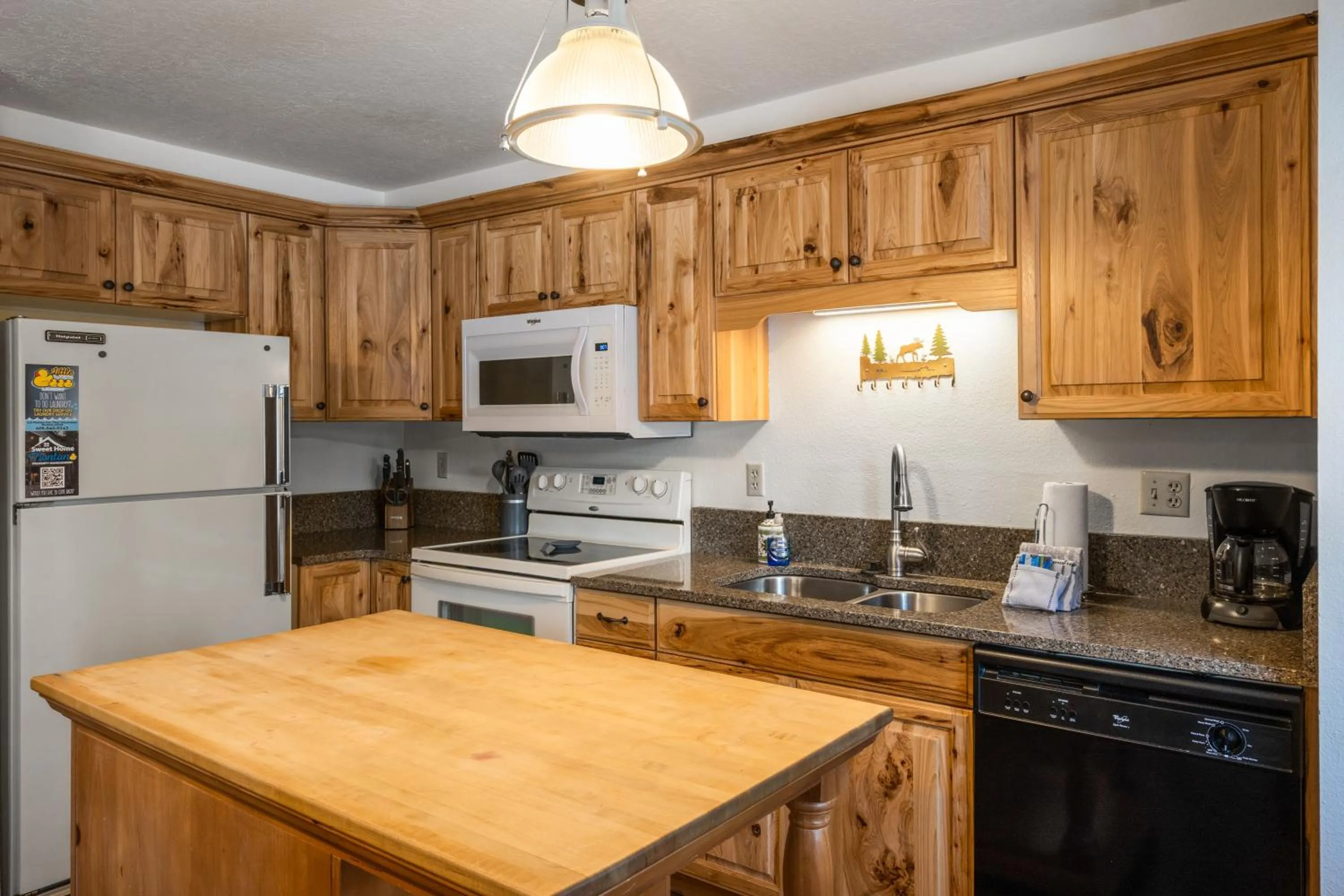 Kitchen or kitchenette in Homestead #1