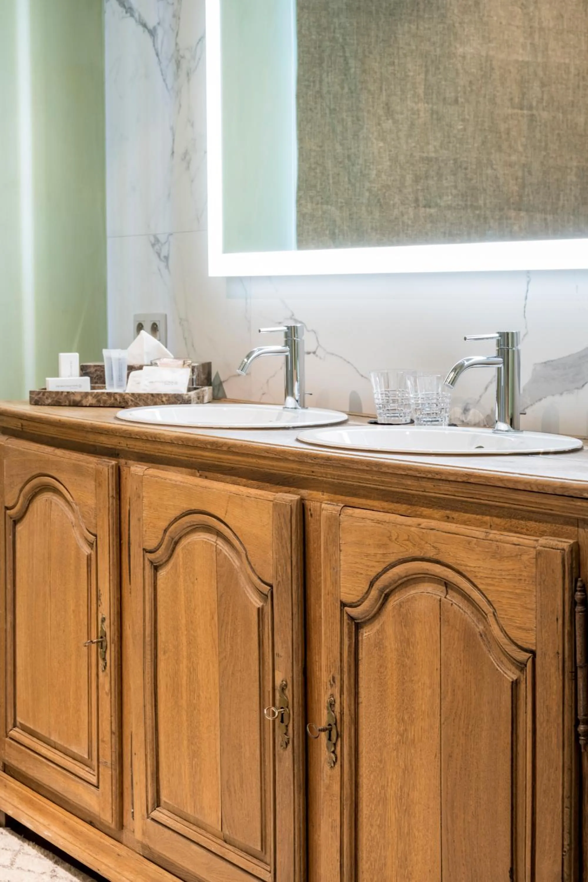 B&B l'histoire de l'éclair