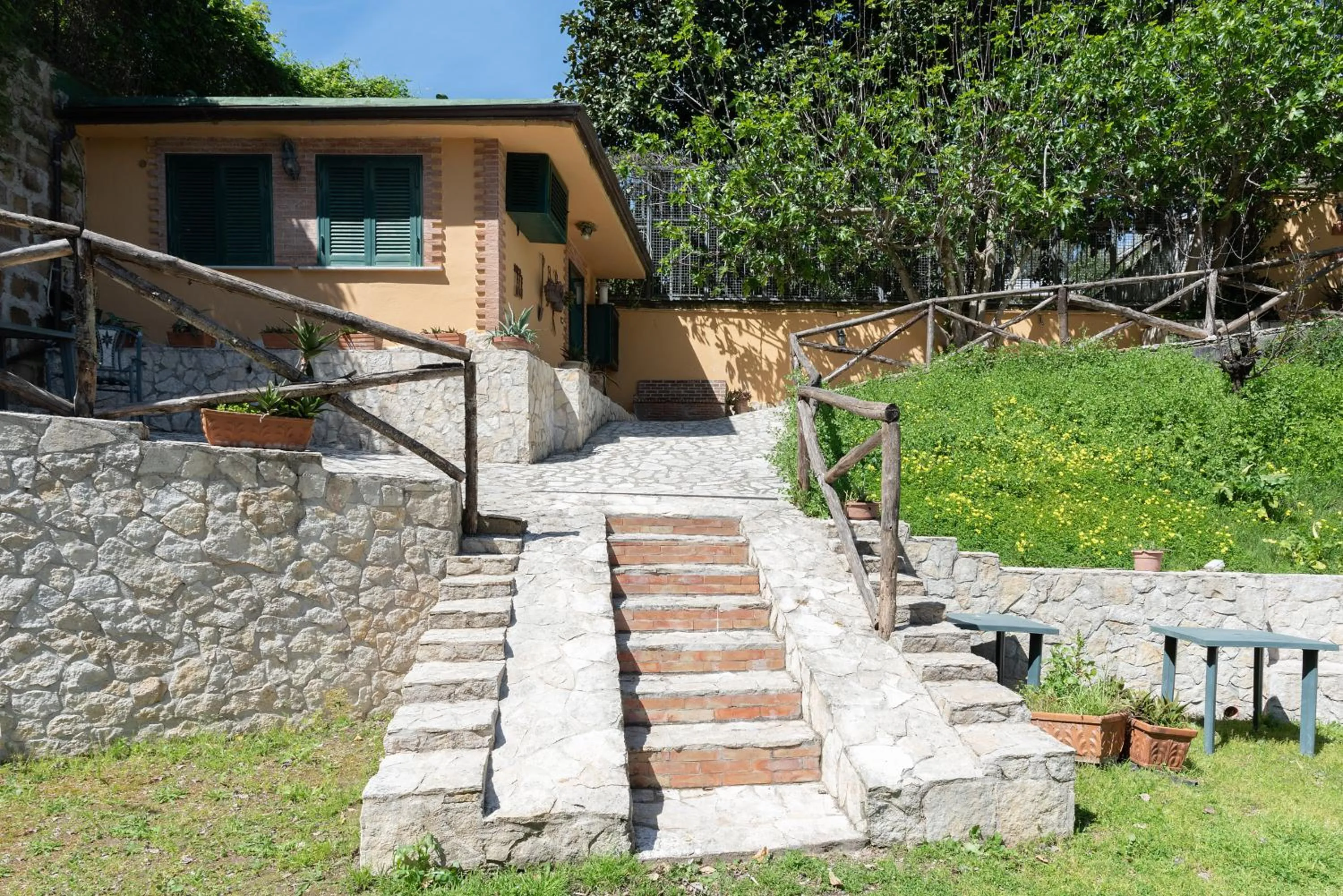 Garden in B&B La Nave