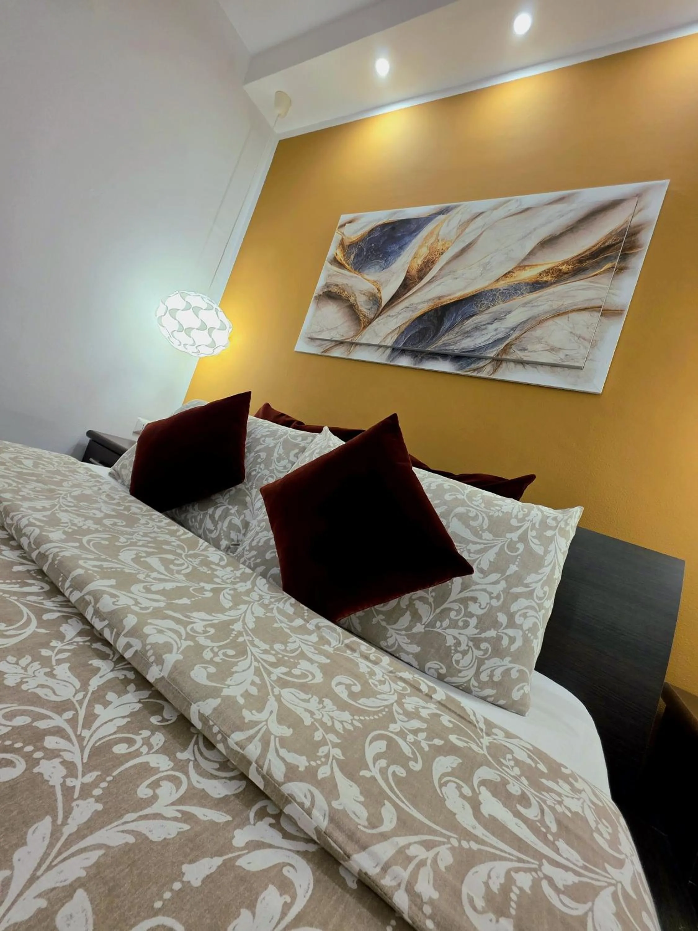 Bed in Appia Avenue 639