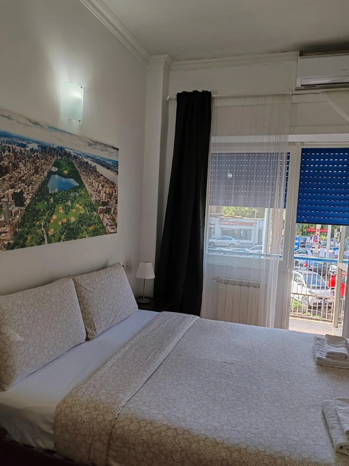 Bed in Appia Avenue 639