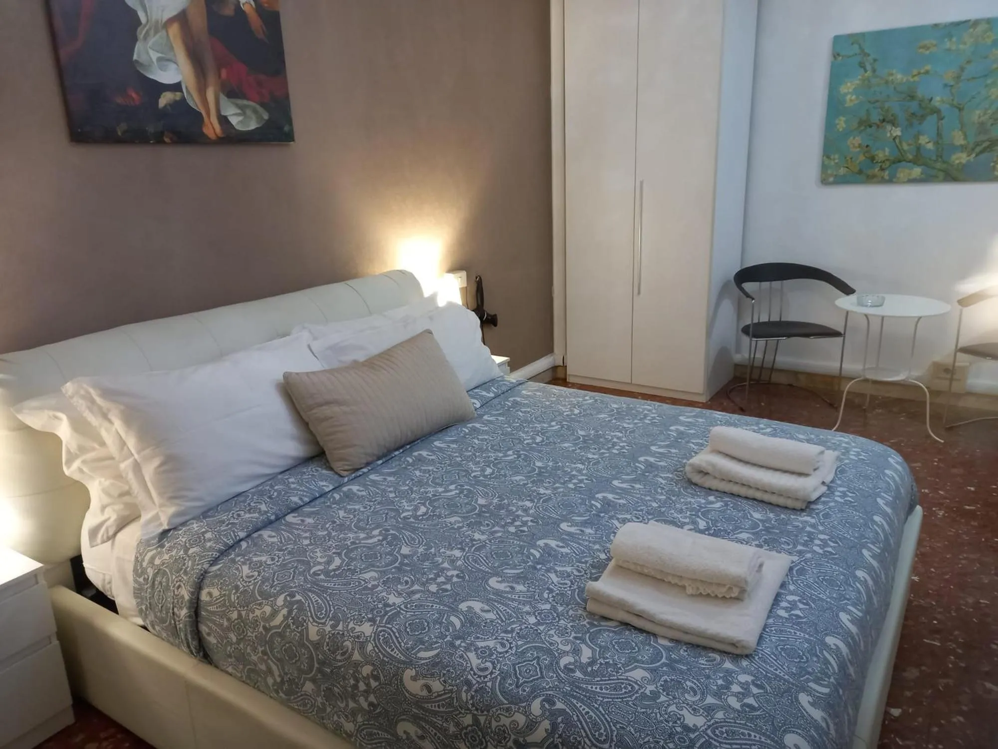 Bed in Appia Avenue 639