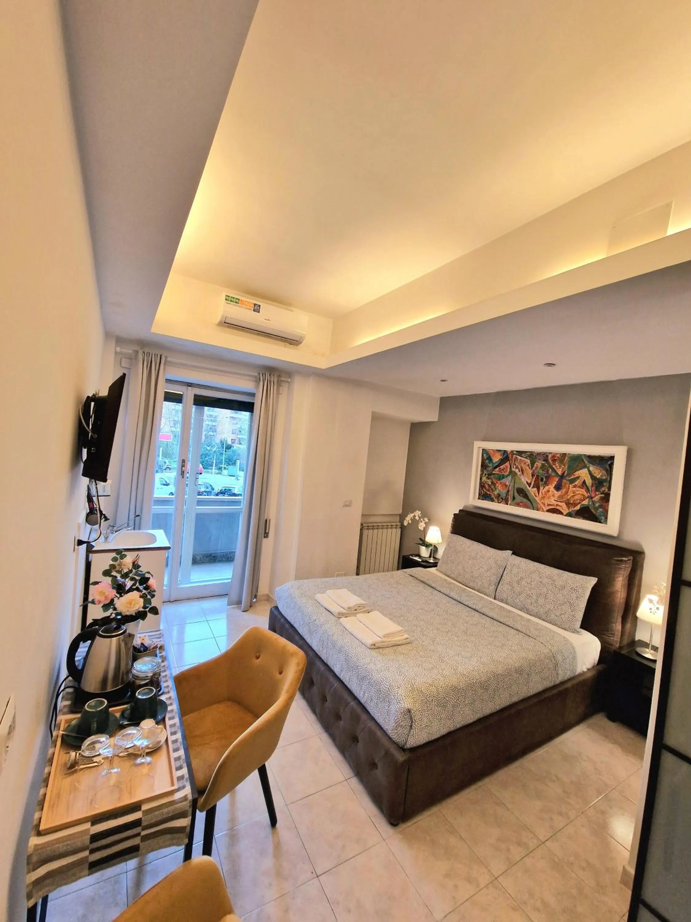 Bed in Appia Avenue 639