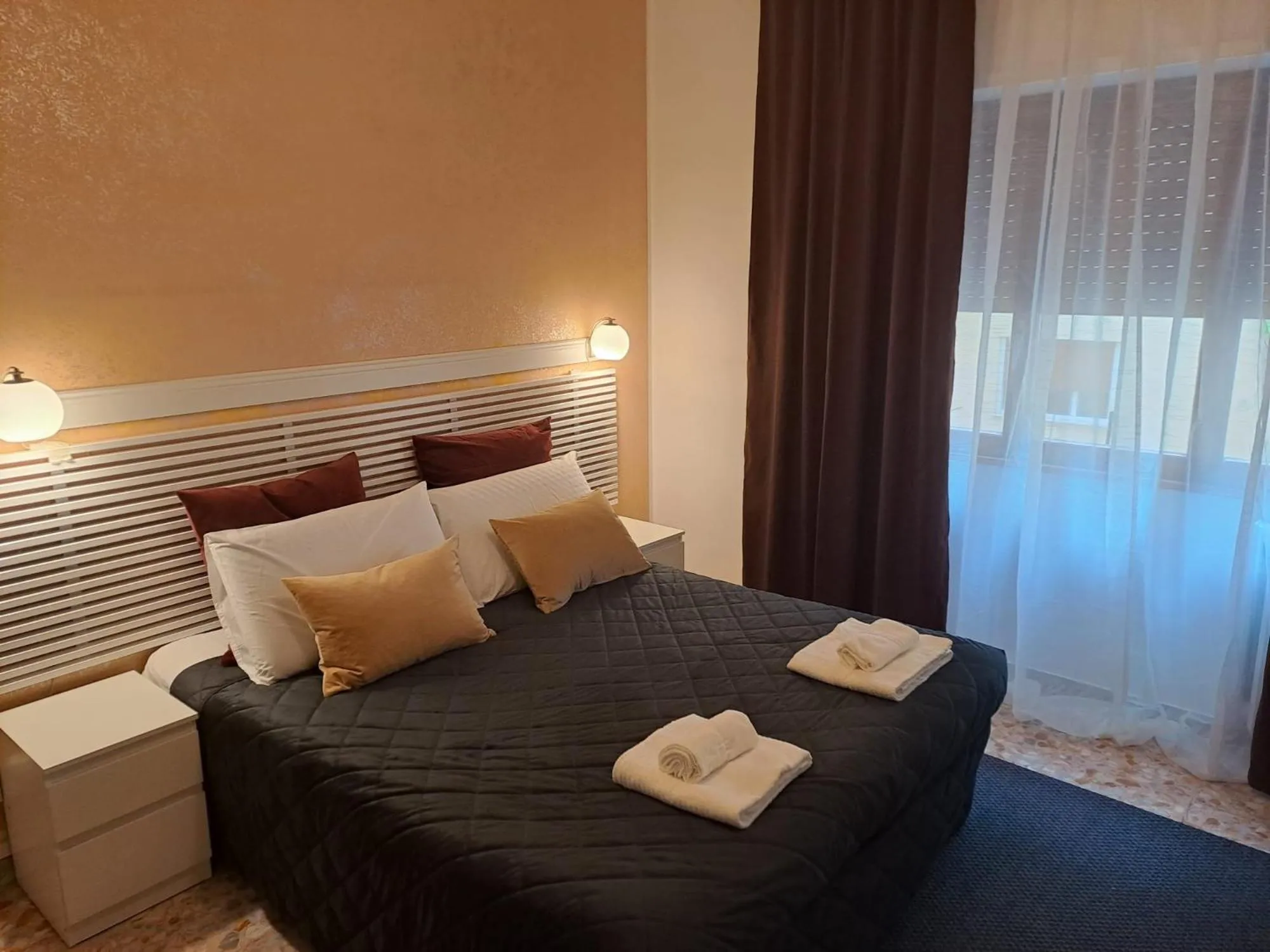 Bed in Appia Avenue 639