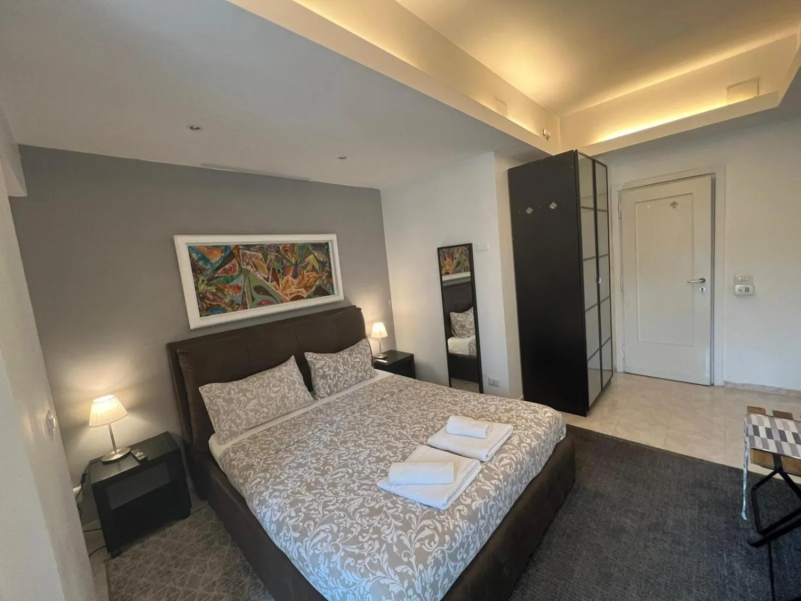 Bed in Appia Avenue 639