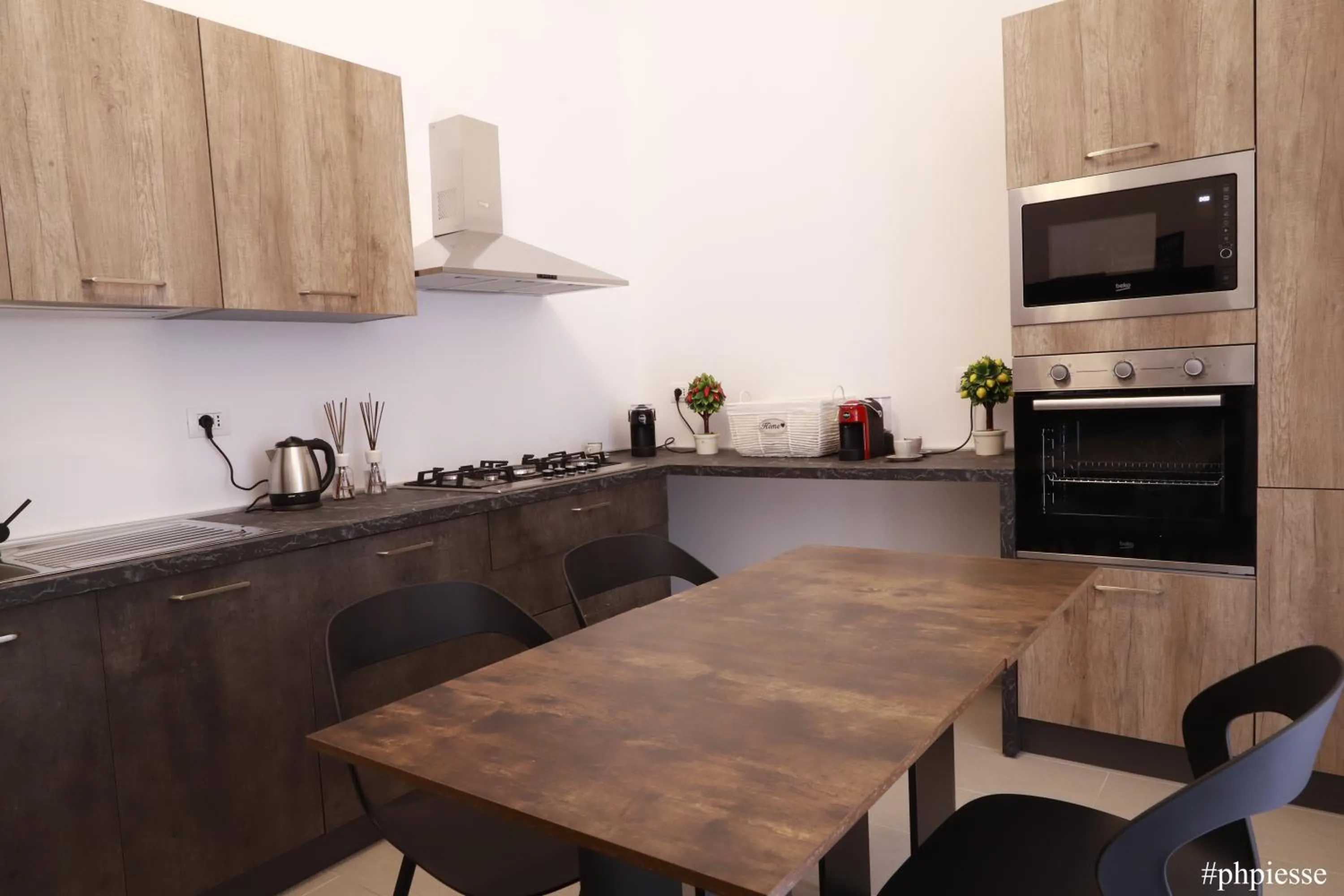 kitchen in Emerella Luxury Suites-Siderno Lungomare