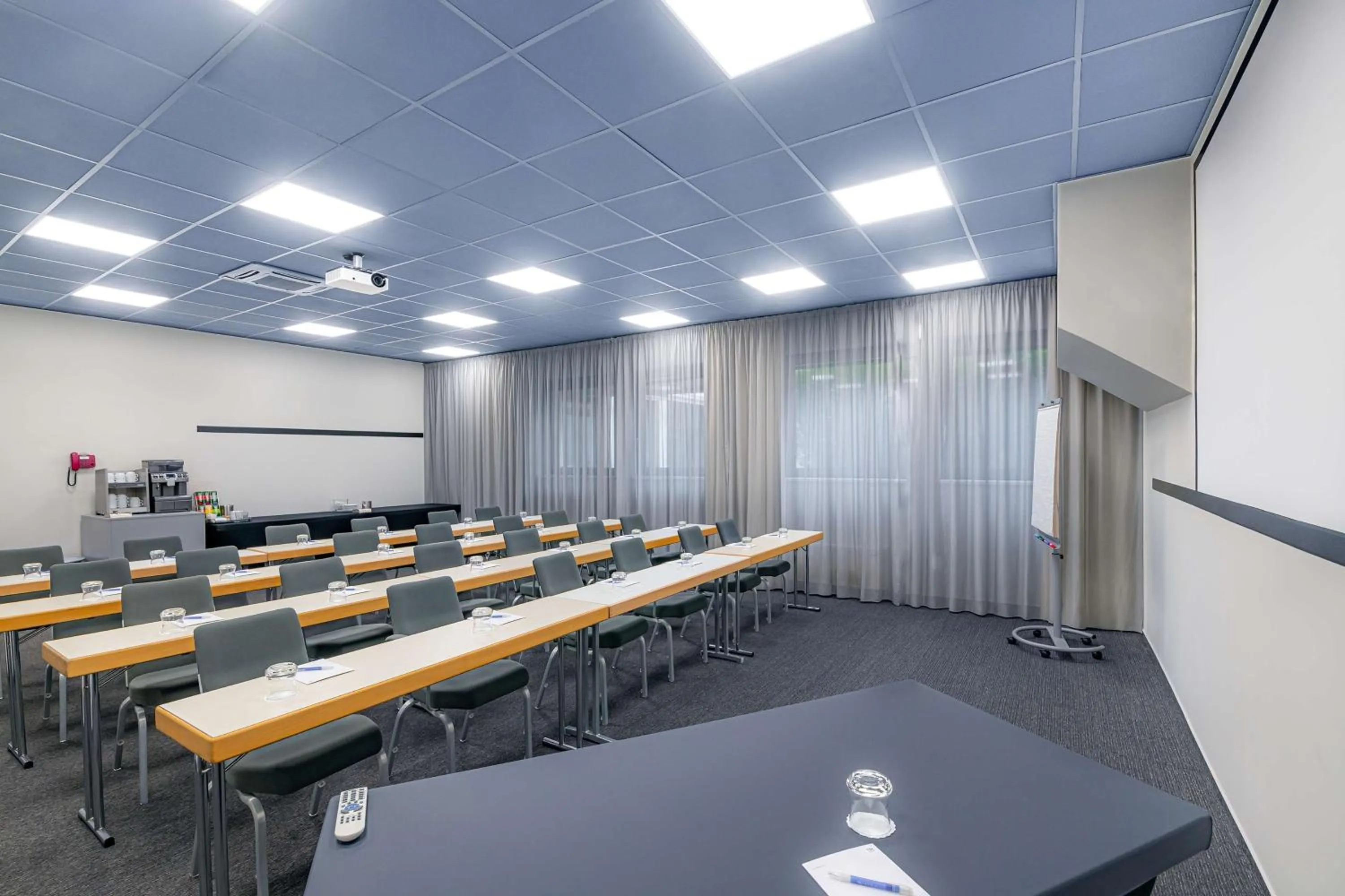 Meeting/conference room in NH Prague City