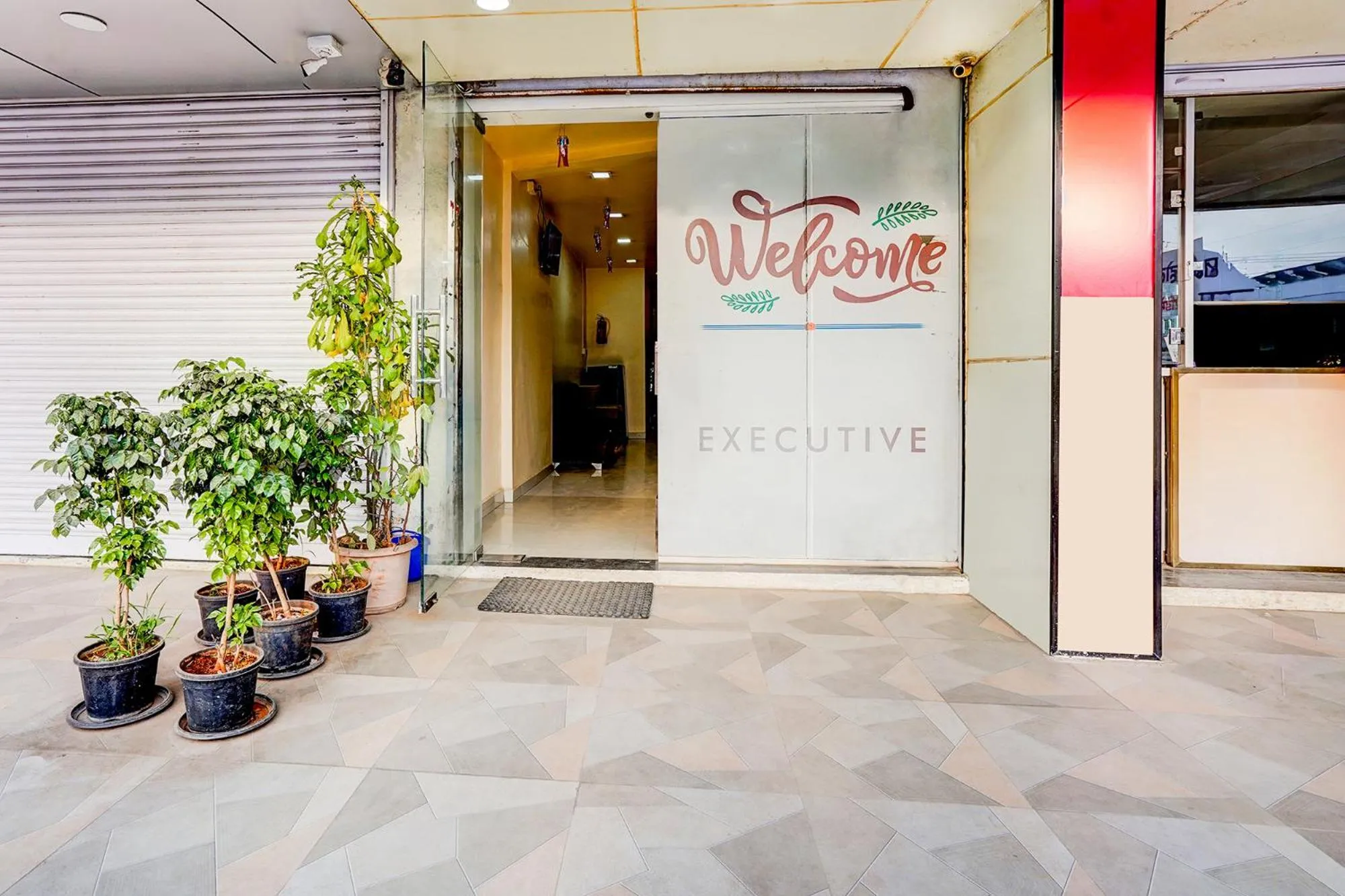 Facade/entrance in FabHotel Chetan Executive