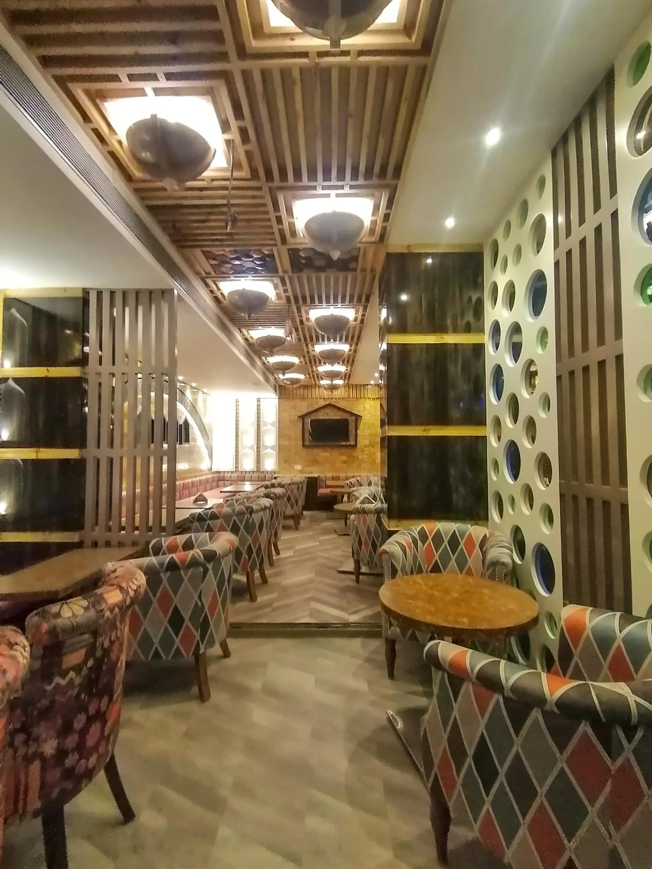 Lounge or bar in Ghar 365 Residency