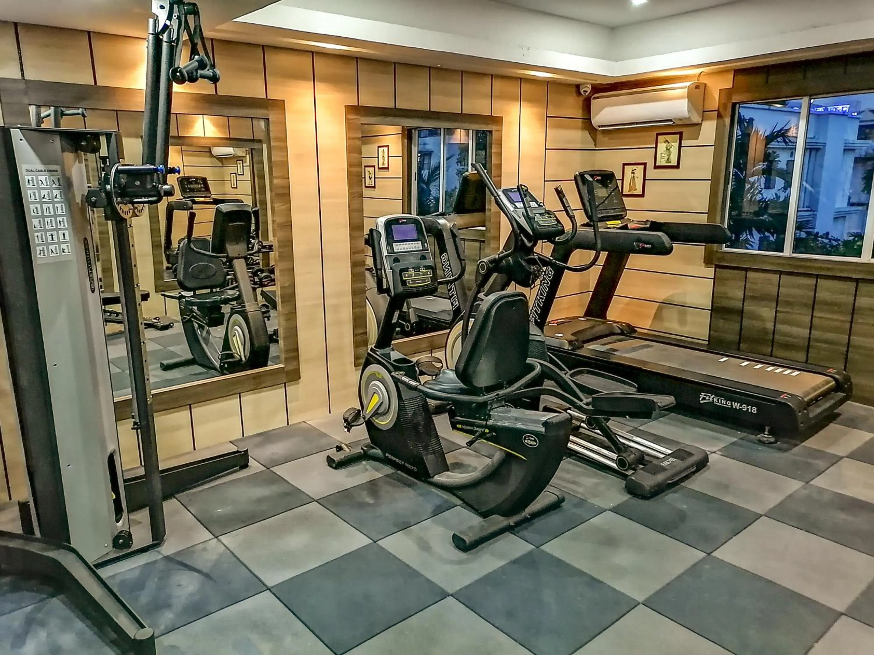 Fitness centre/facilities in Ghar 365 Residency