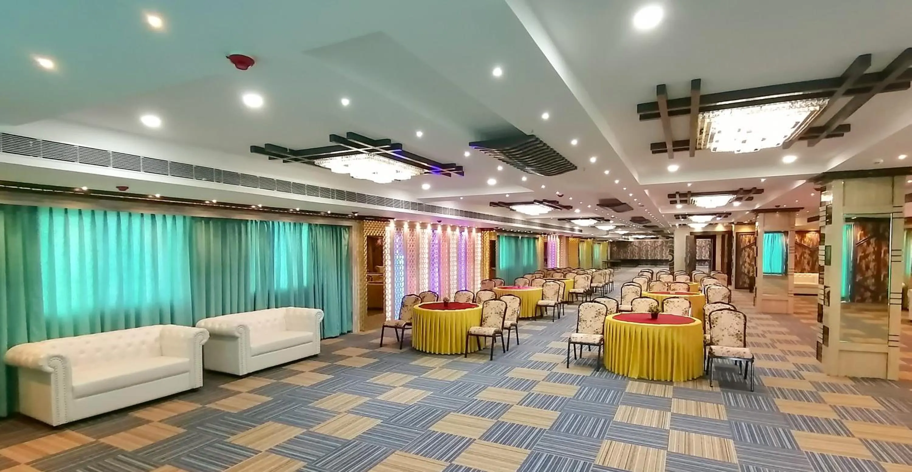 Banquet/Function facilities in Ghar 365 Residency