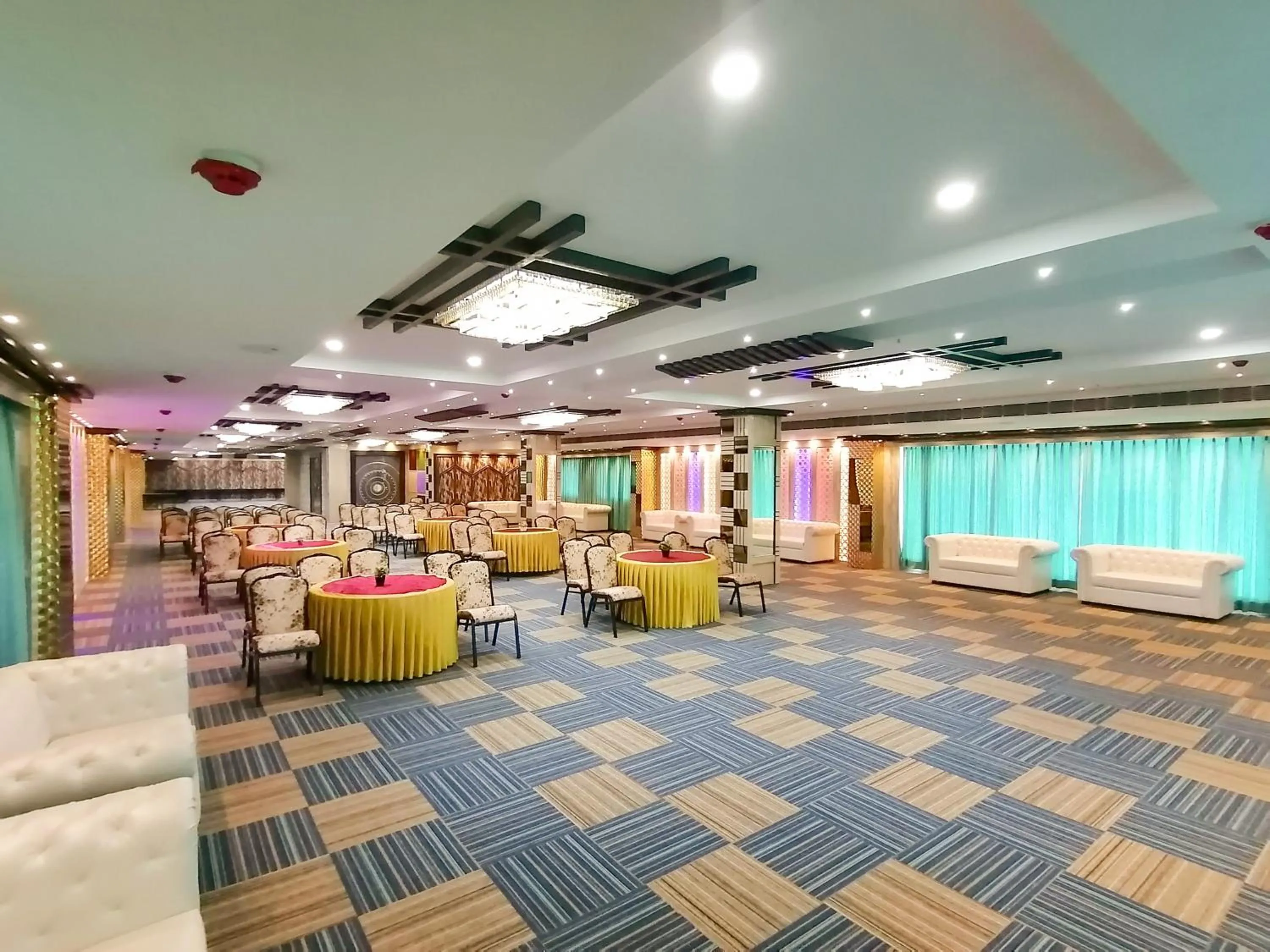 Banquet/Function facilities in Ghar 365 Residency
