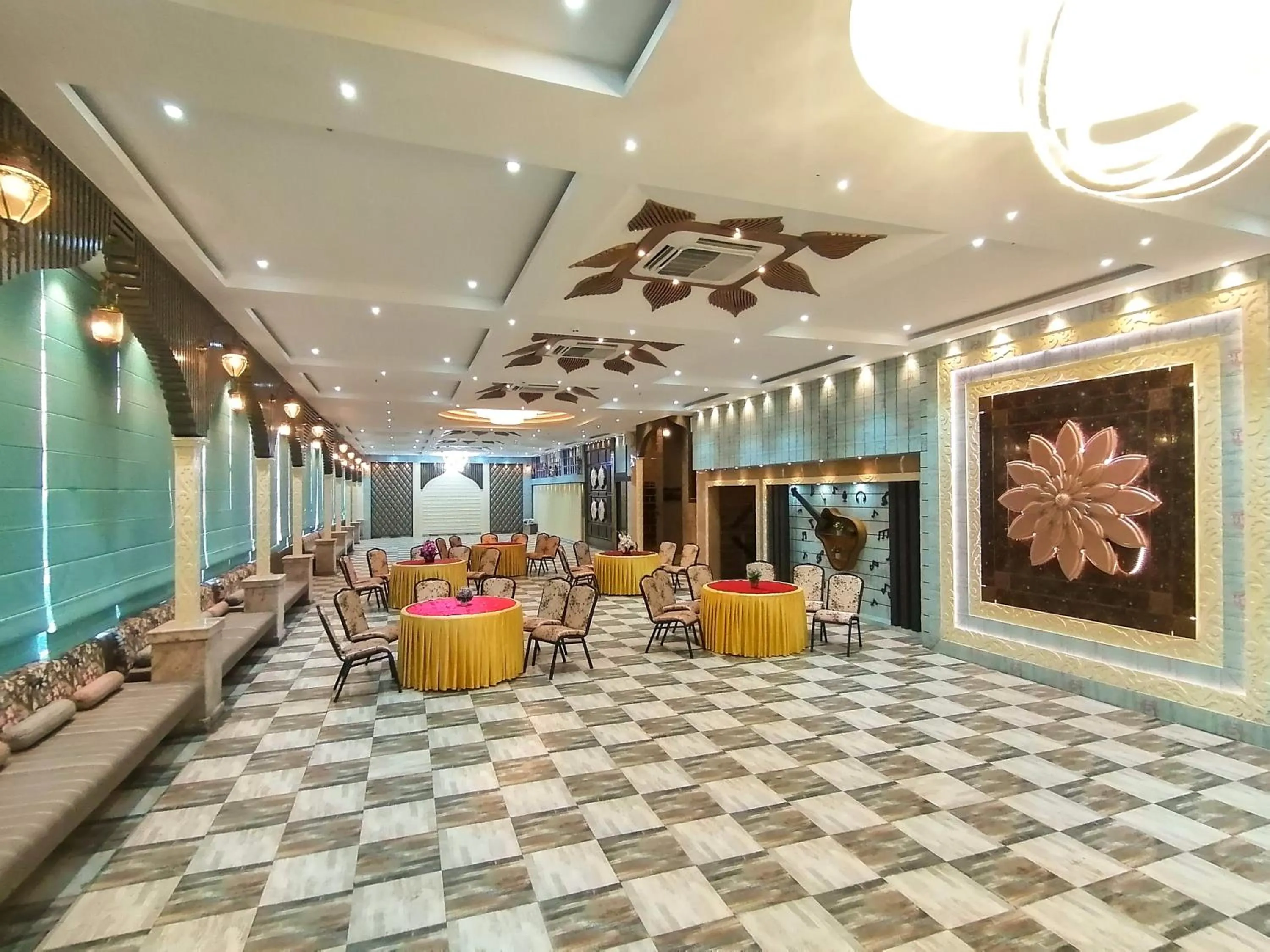 Banquet/Function facilities in Ghar 365 Residency