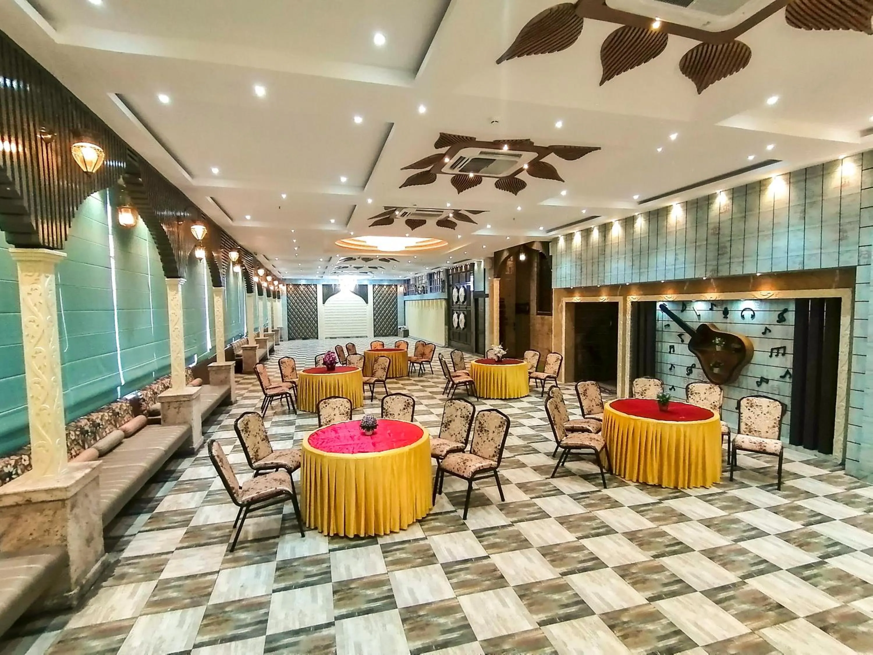 Banquet/Function facilities in Ghar 365 Residency