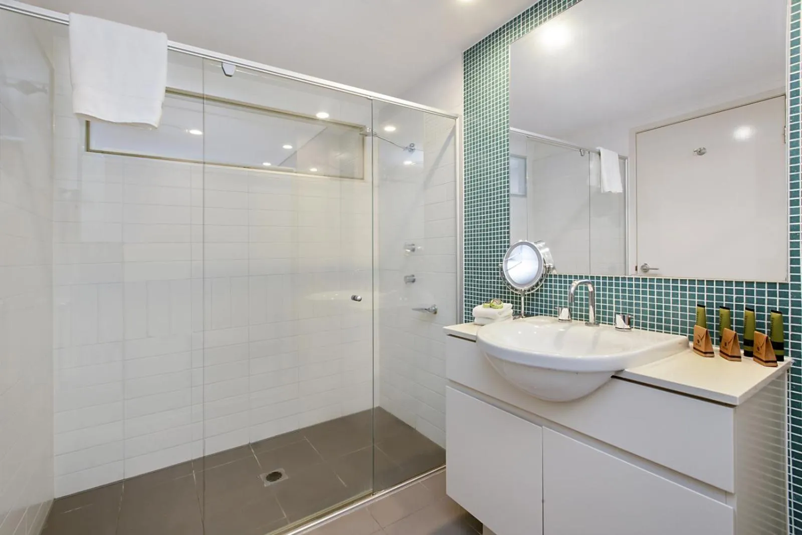 Shower in The Sand Resort Kingscliff - Holiday Management Co.