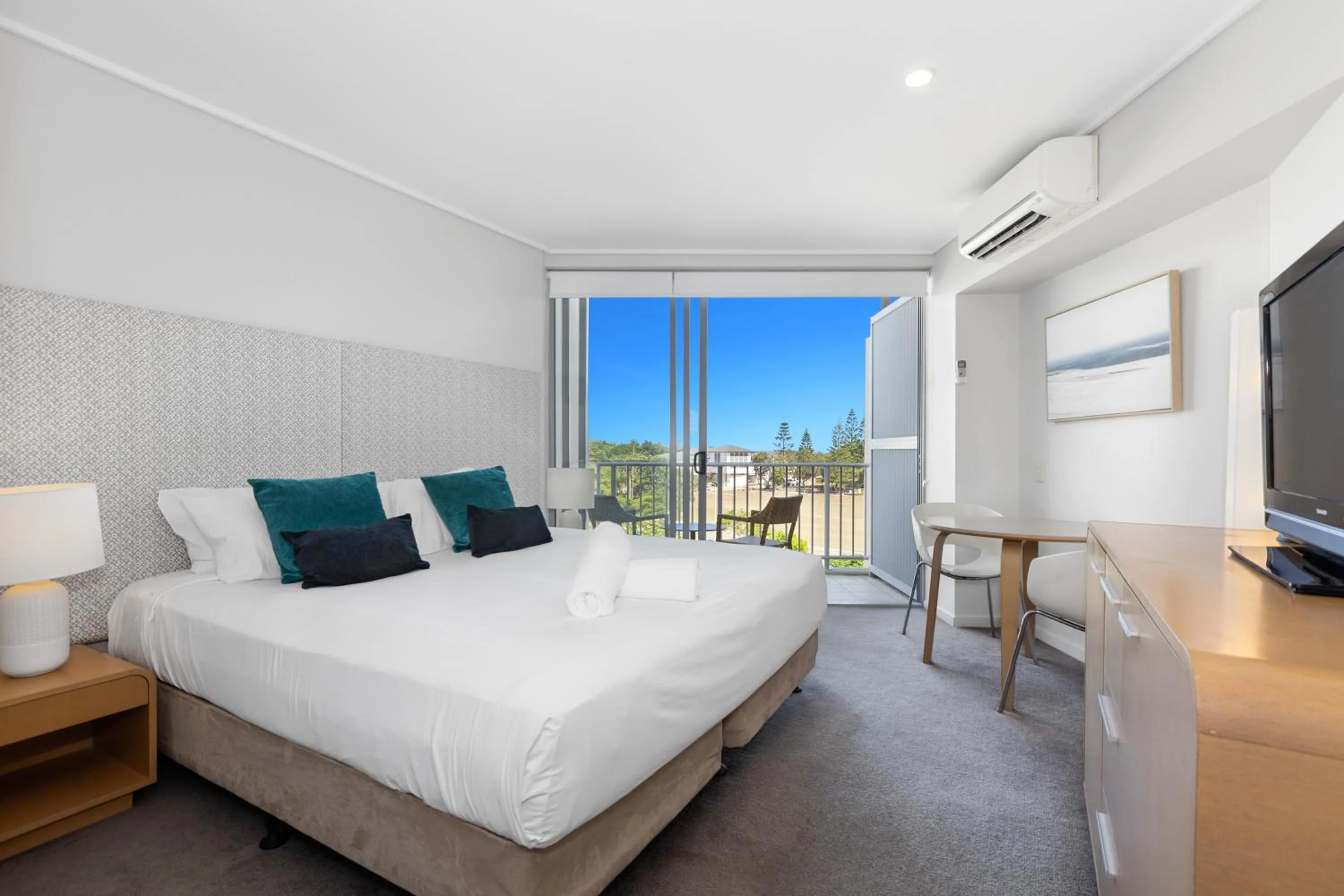 Bed in The Sand Resort Kingscliff - Holiday Management Co.