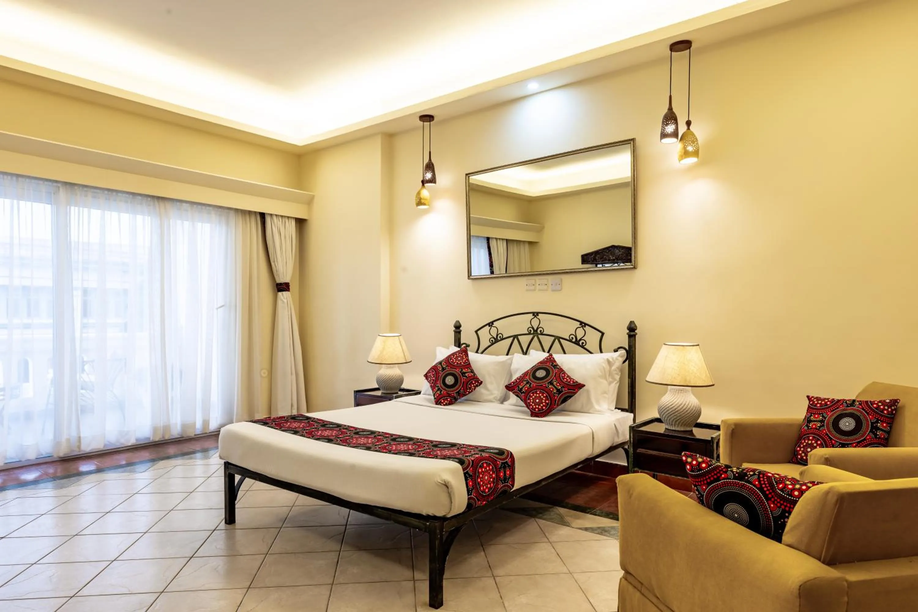 Bed in Sentrim Castle Royal Hotel