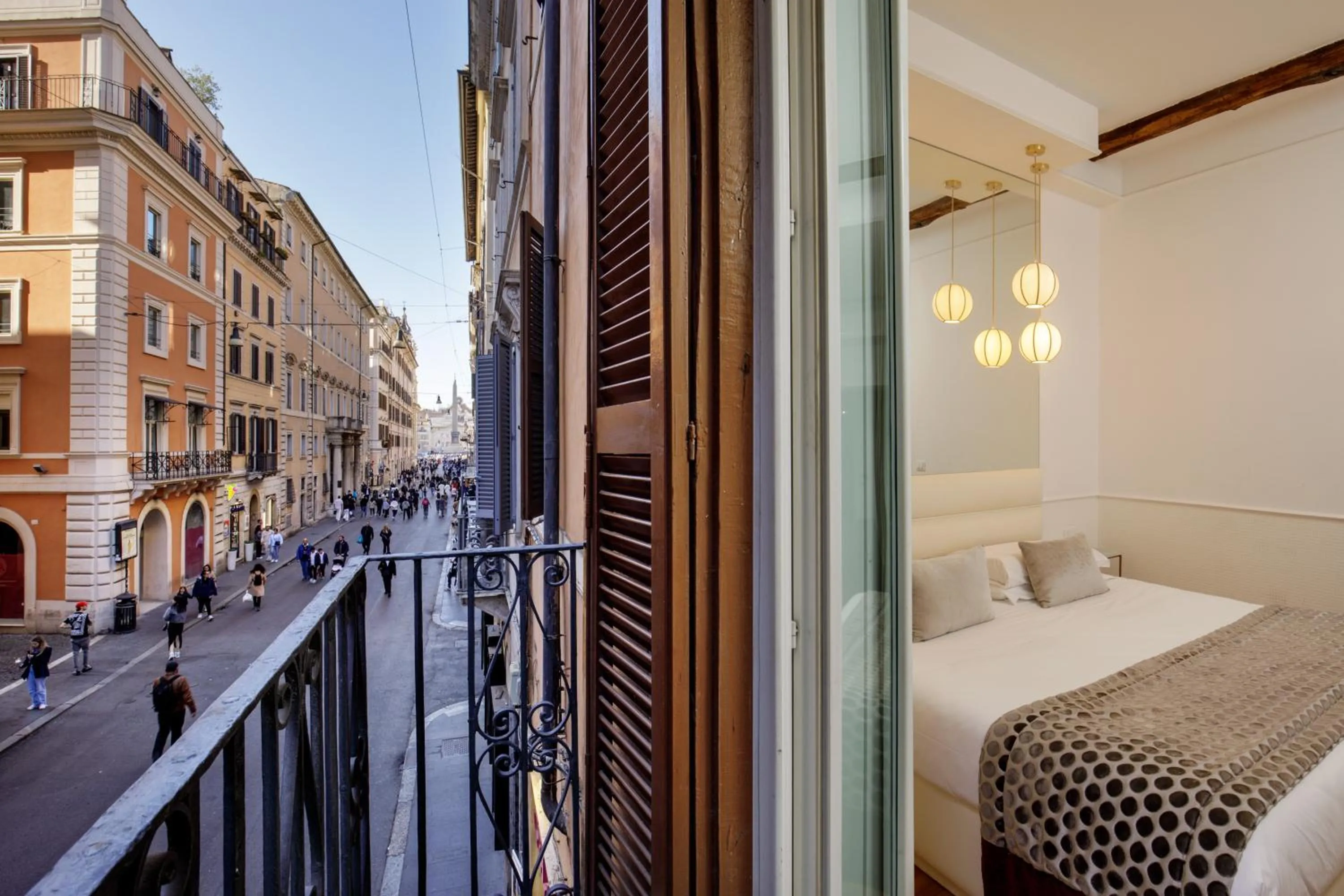 Bed in Relais Luxury Corso