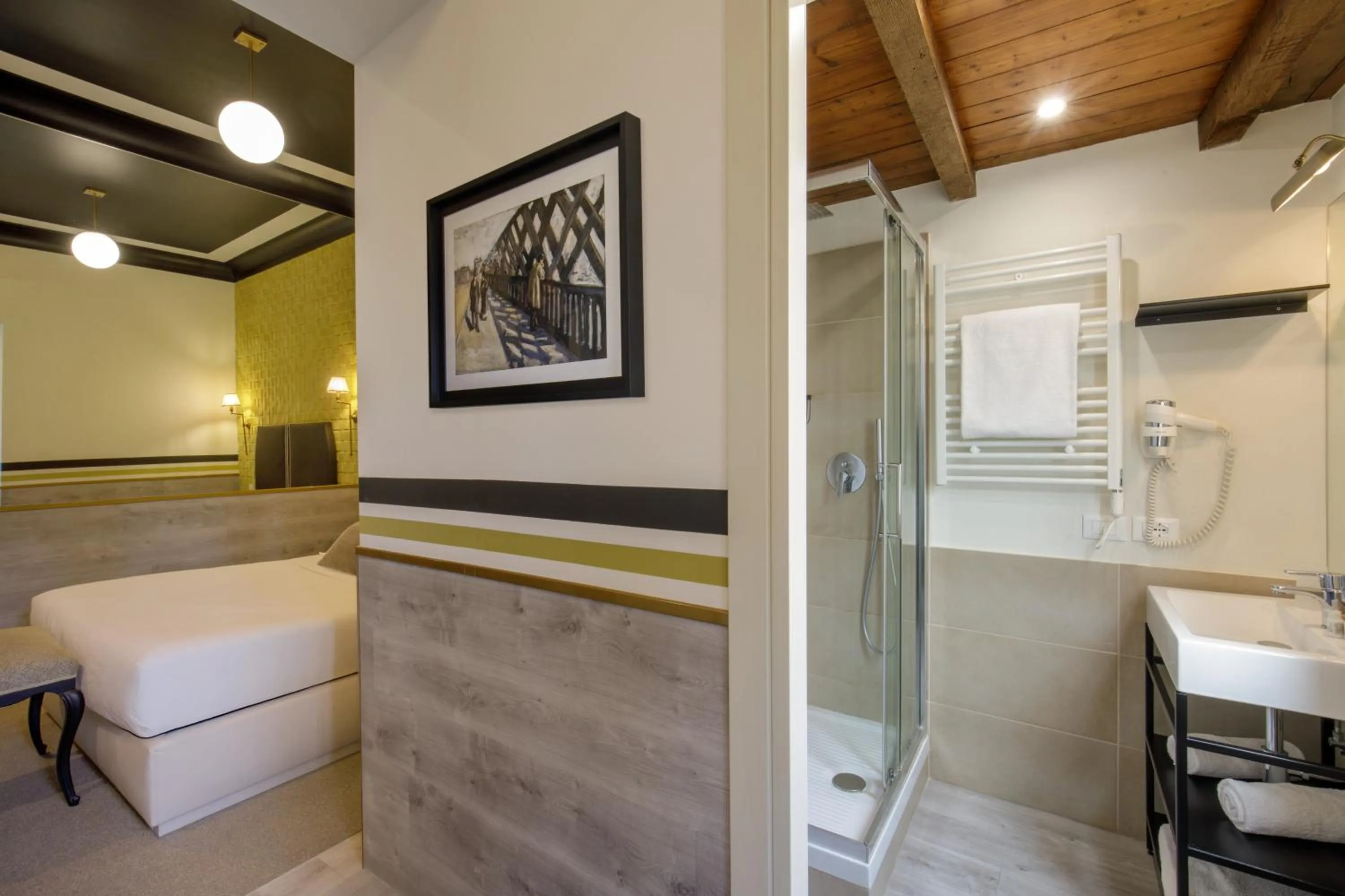 Photo of the whole room in Relais Luxury Corso