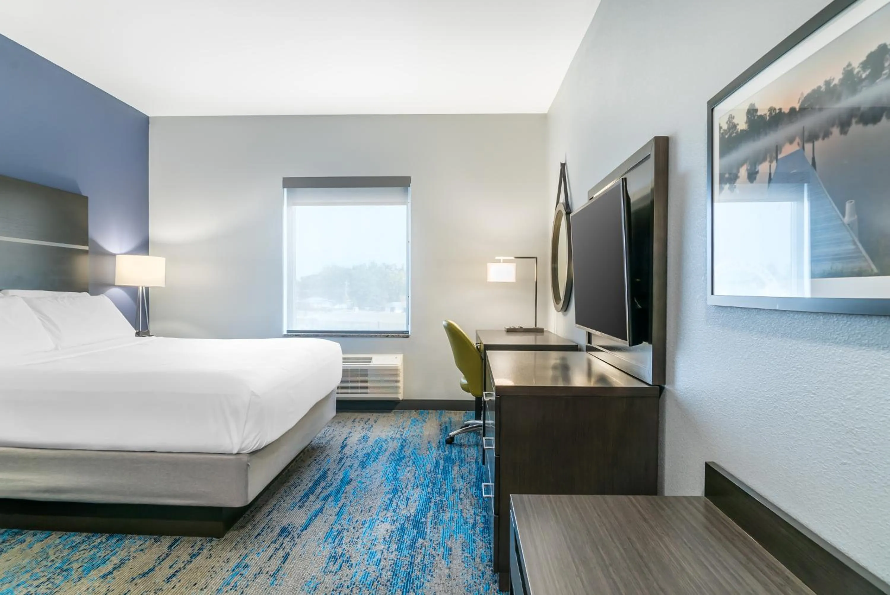 Bed in Comfort Inn & Suites Adrian