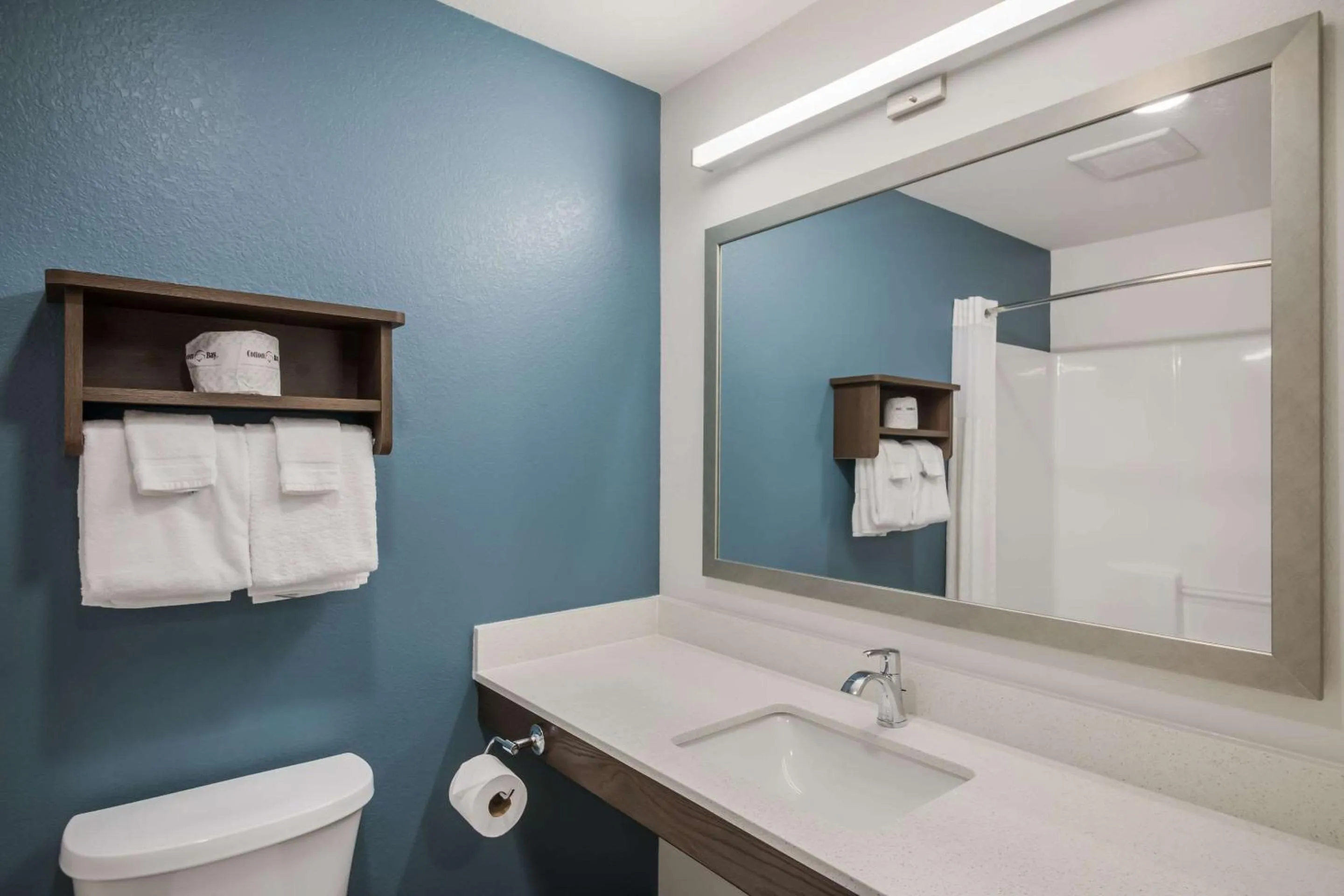 Bathroom in WoodSpring Suites Round Rock-Austin North