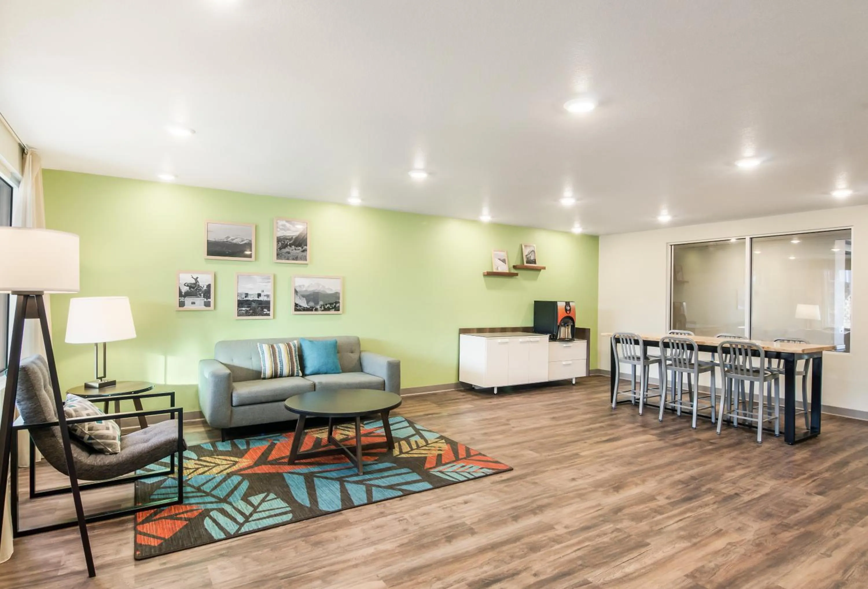 Lobby or reception in WoodSpring Suites Thornton-North Denver
