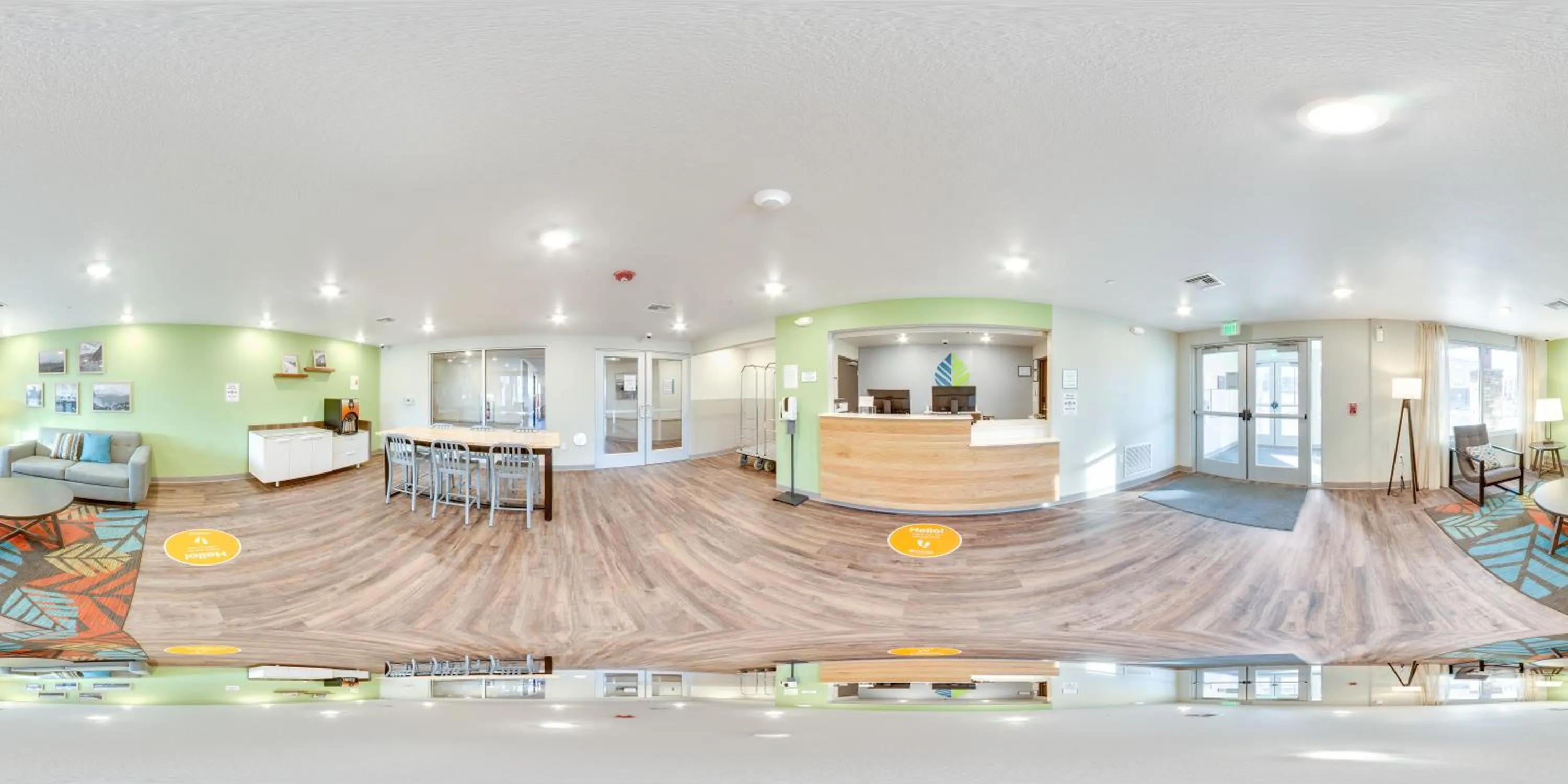 Lobby or reception in WoodSpring Suites Thornton-North Denver