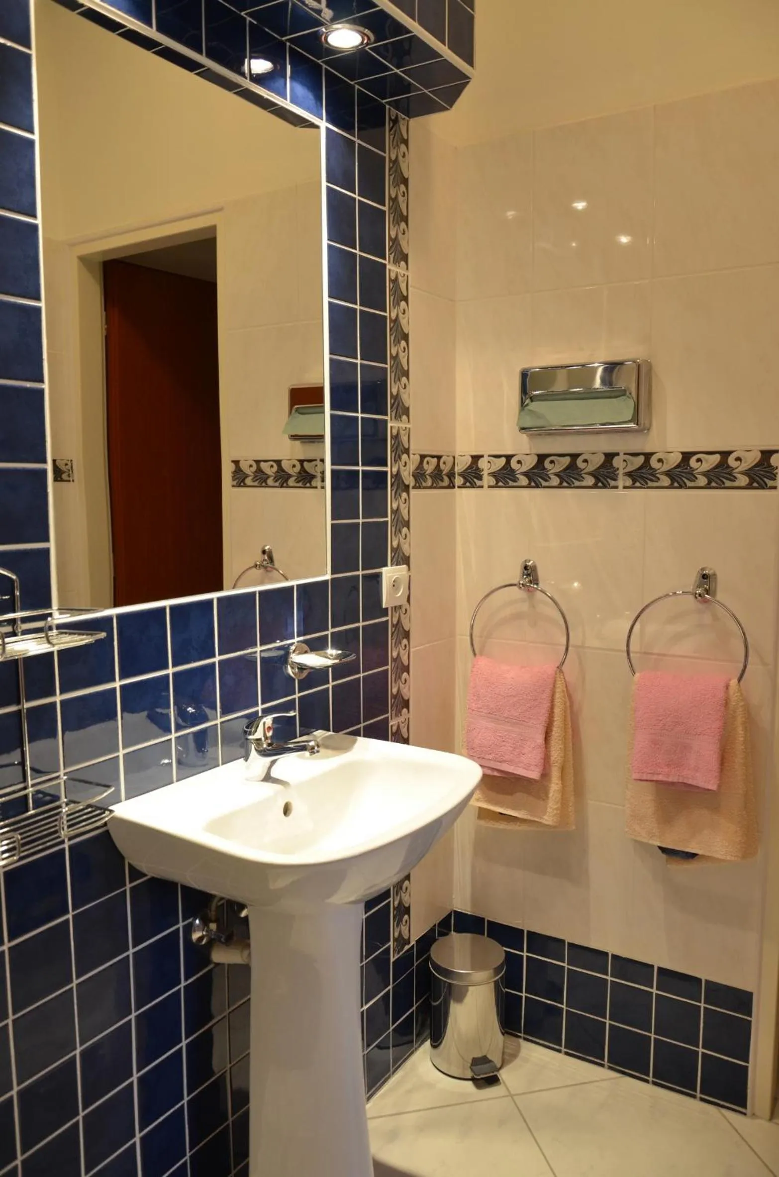 Bathroom in Eurohotel