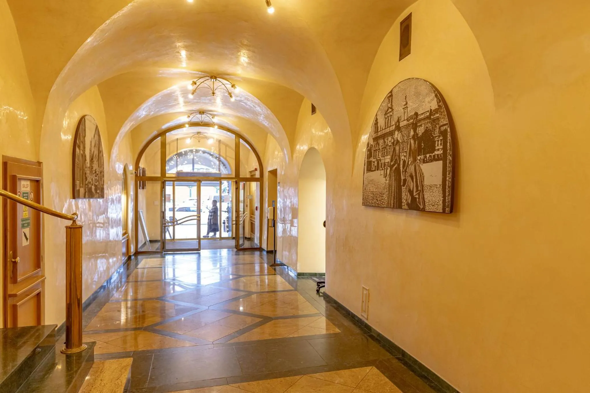 Property building in Grandhotel Zvon