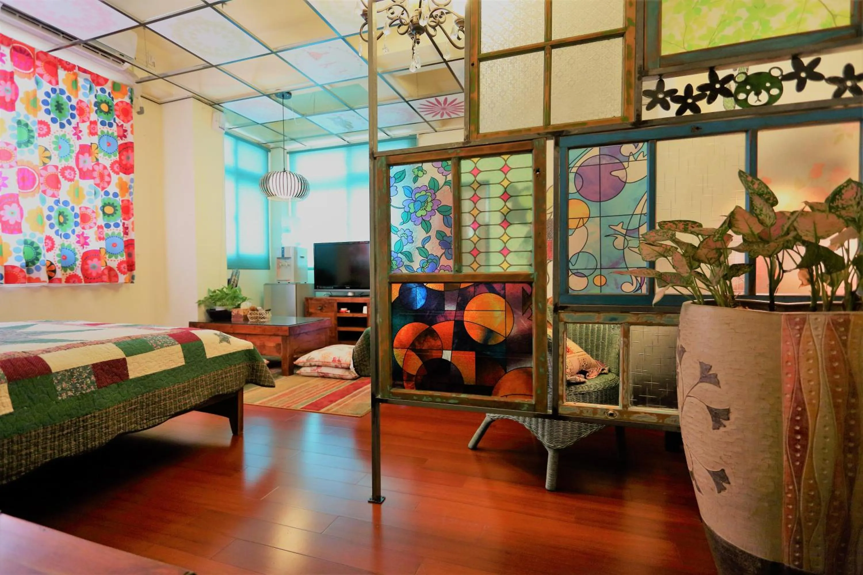 Decorative detail in Hualien Paris Home B&B