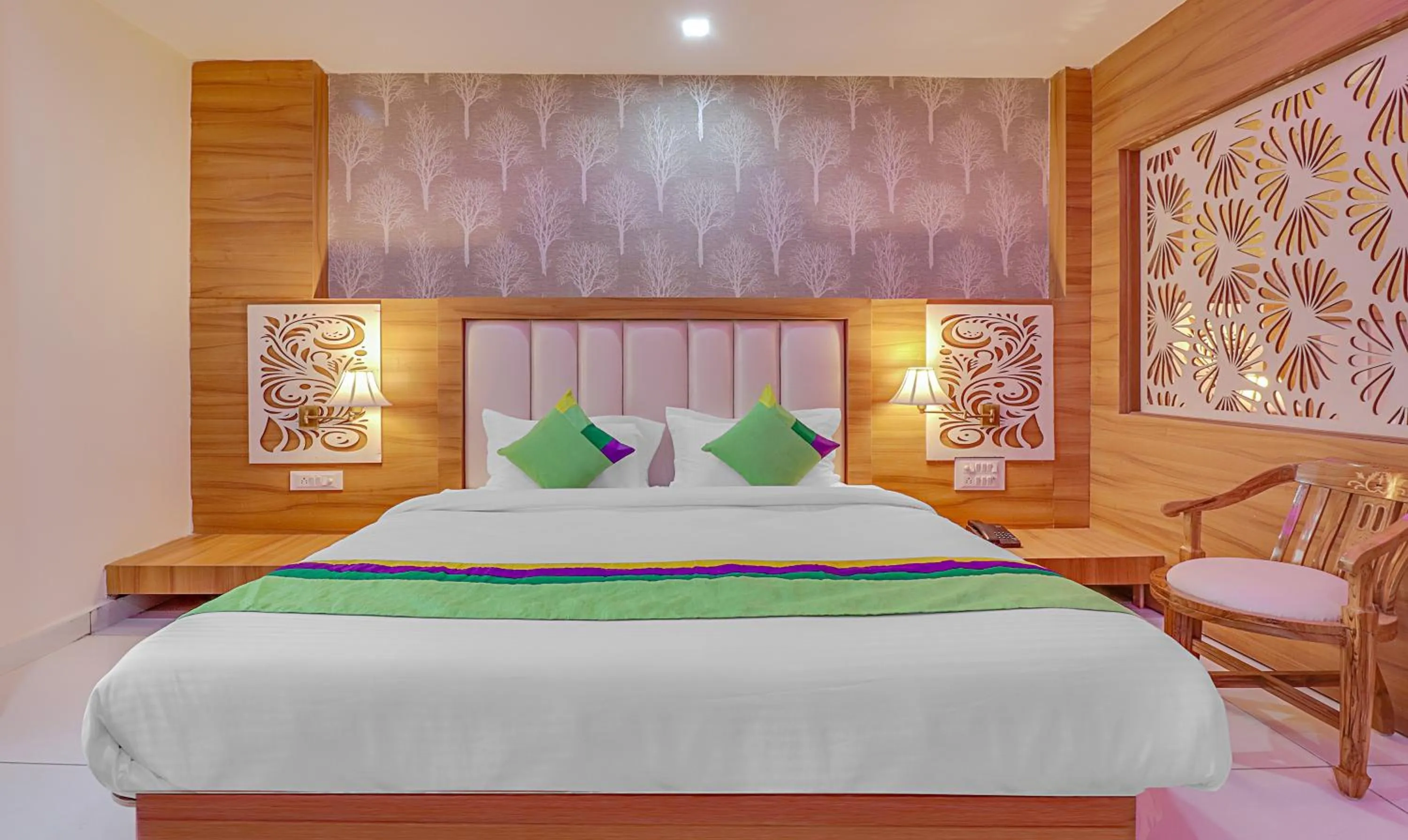 Bedroom, Bed in Treebo Tropical Roots, Bhupatwala Haridwar