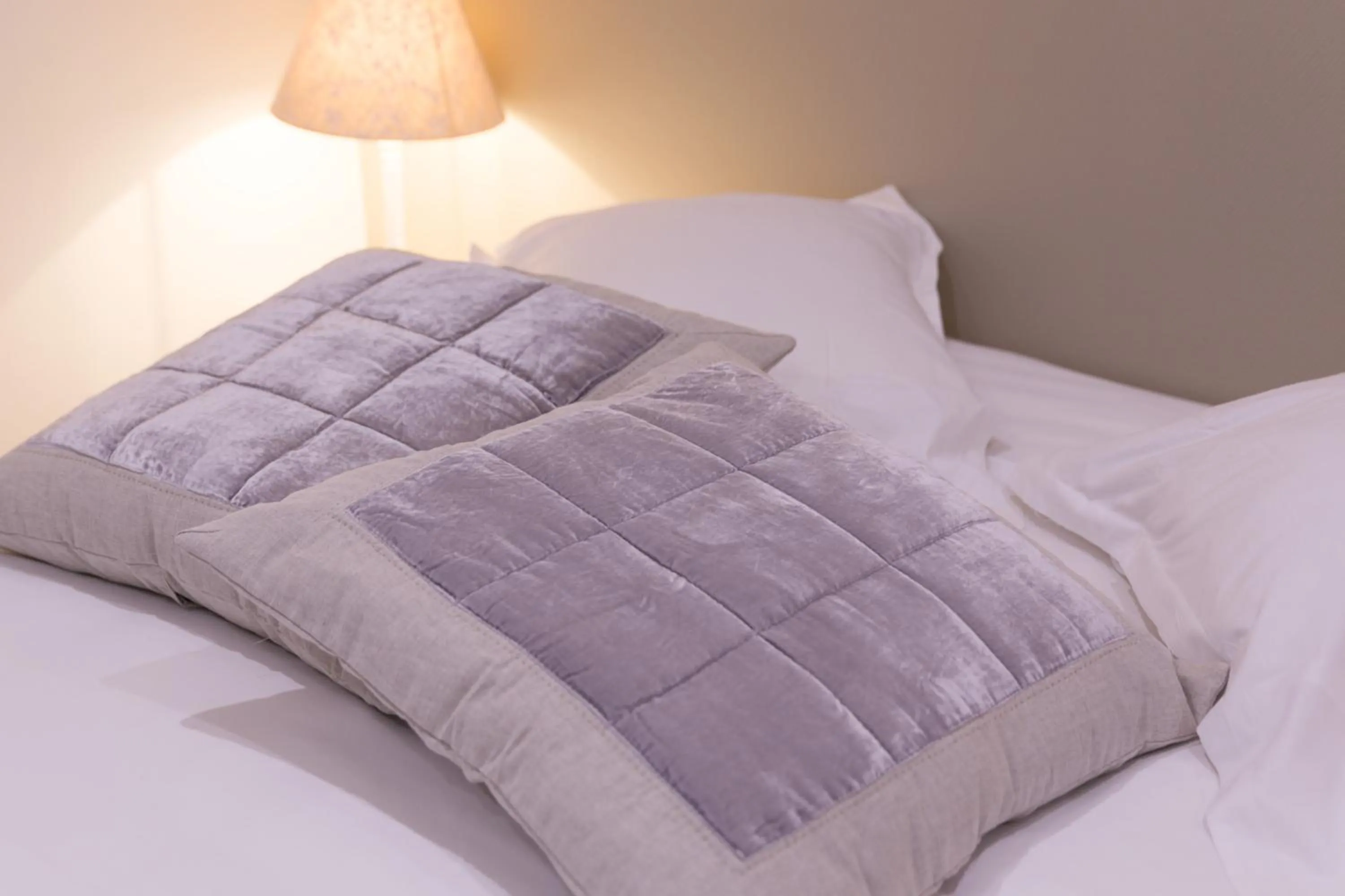 Decorative detail, Bed in Appartements Orfèvres Cathédrale