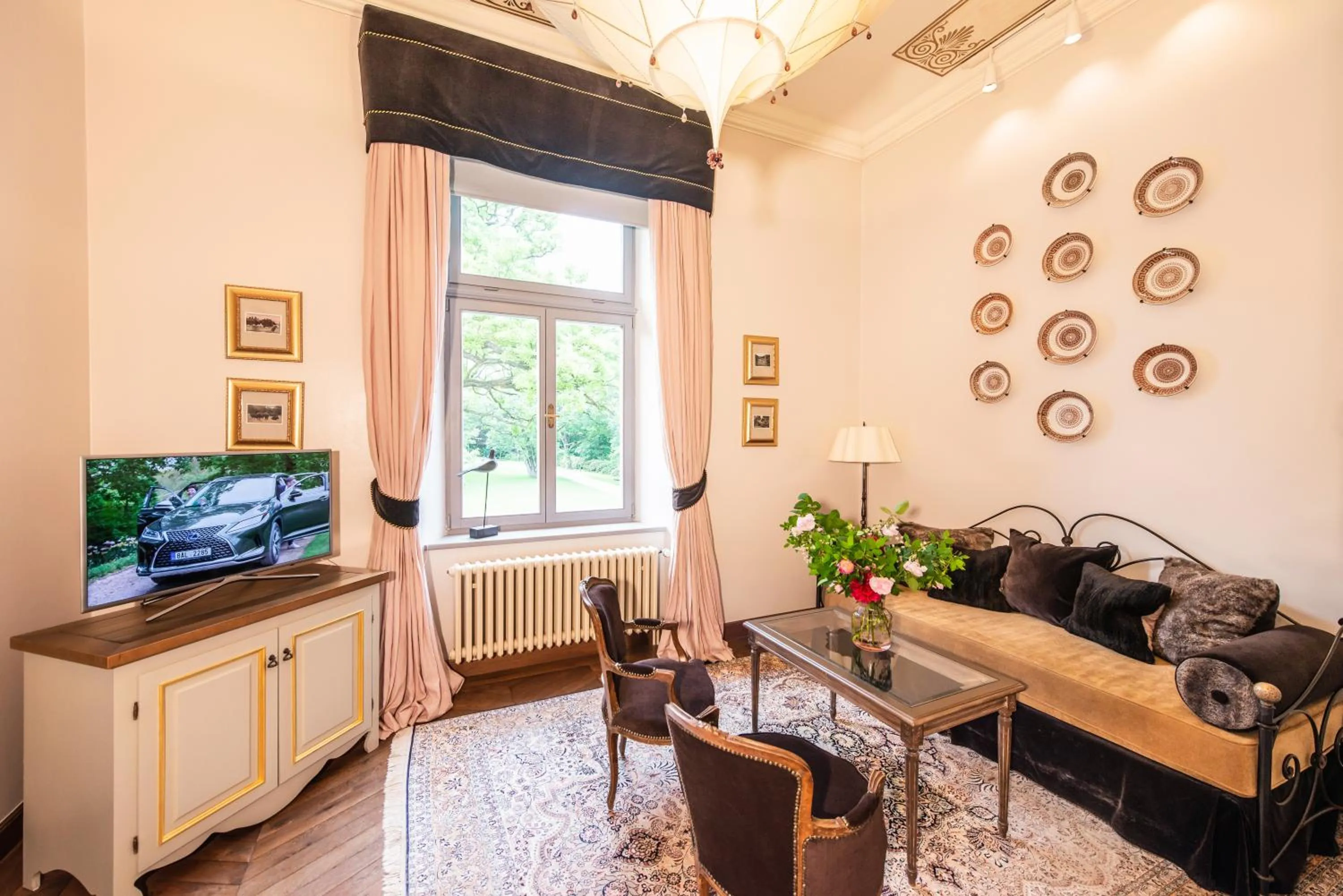 Living room in Chateau Mcely