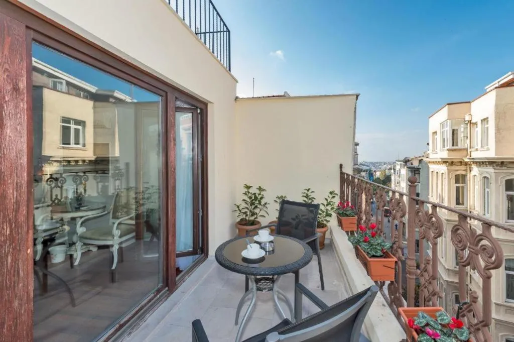 Balcony/Terrace in Suitel Bosphorus Taksim