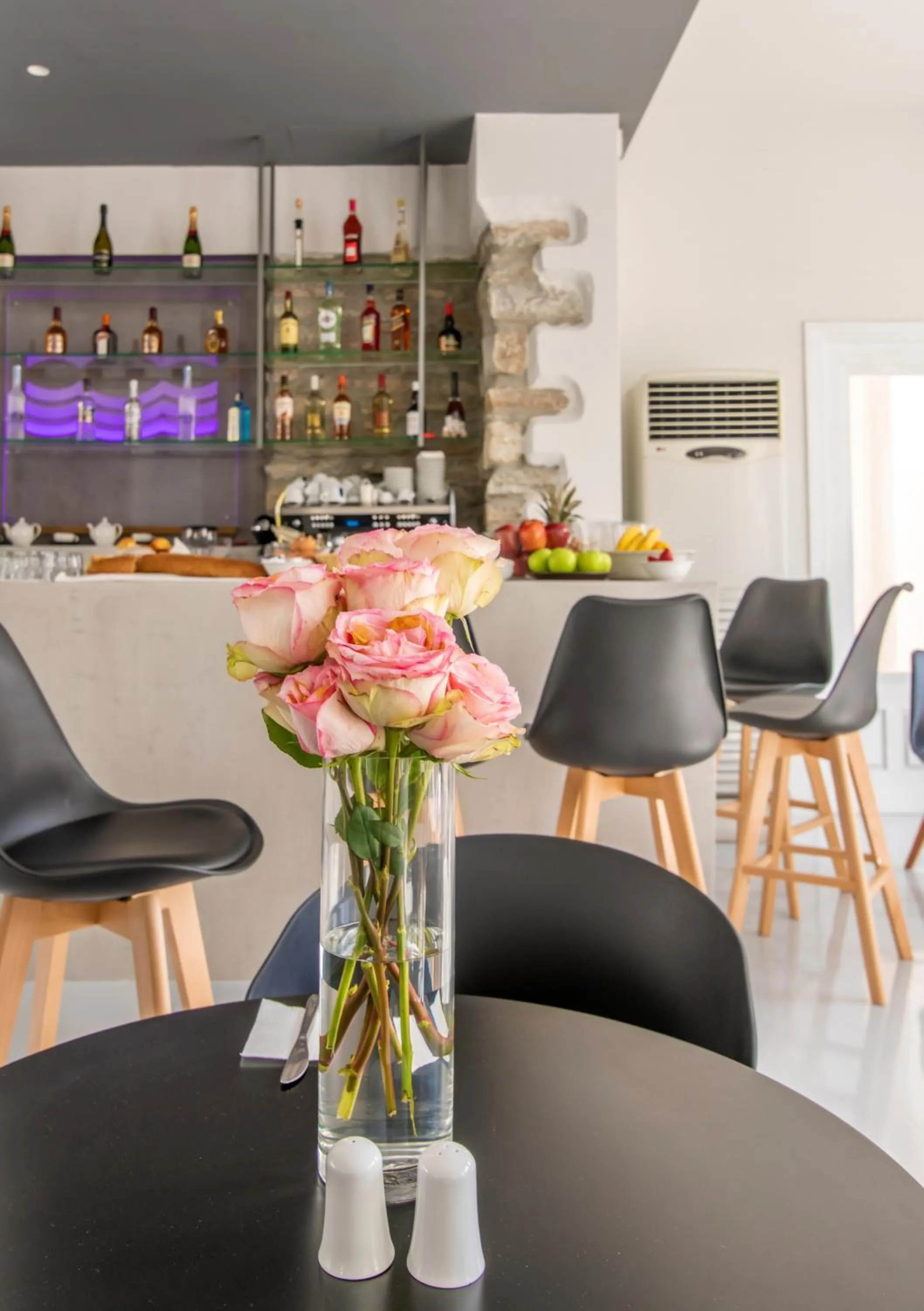 Lounge or bar in Byzantio City Hotel