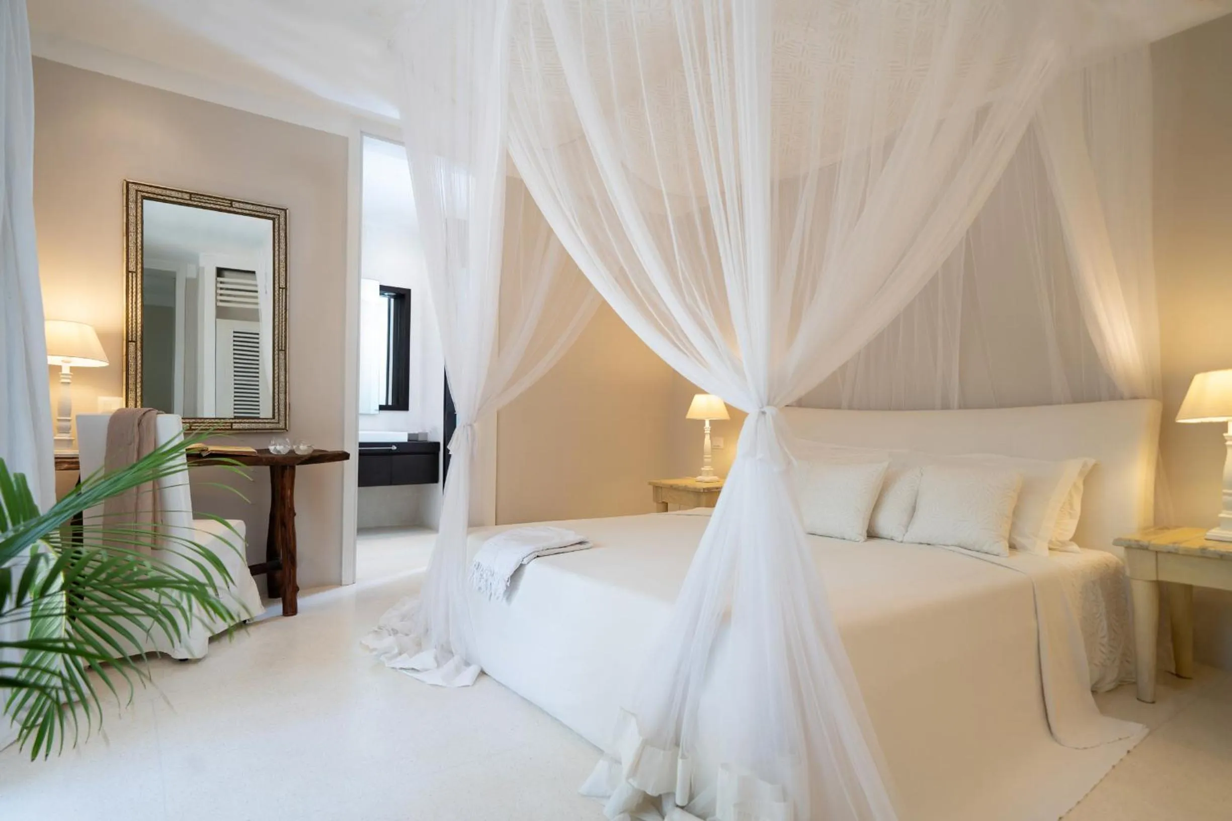 Bed in Billionaire Resort & Retreat Malindi