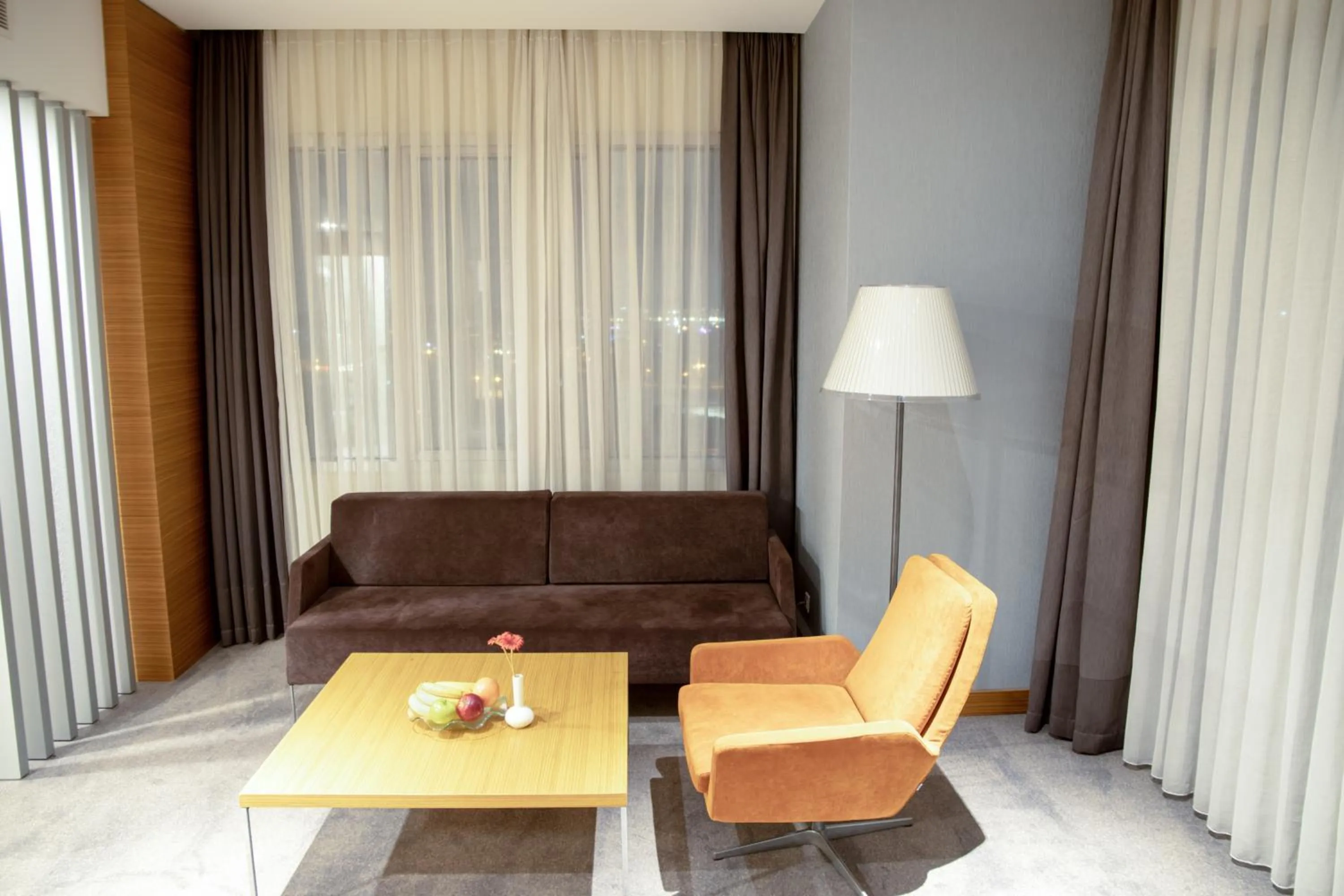 Living room in Ramada Plaza by Wyndham Istanbul Asia Airport