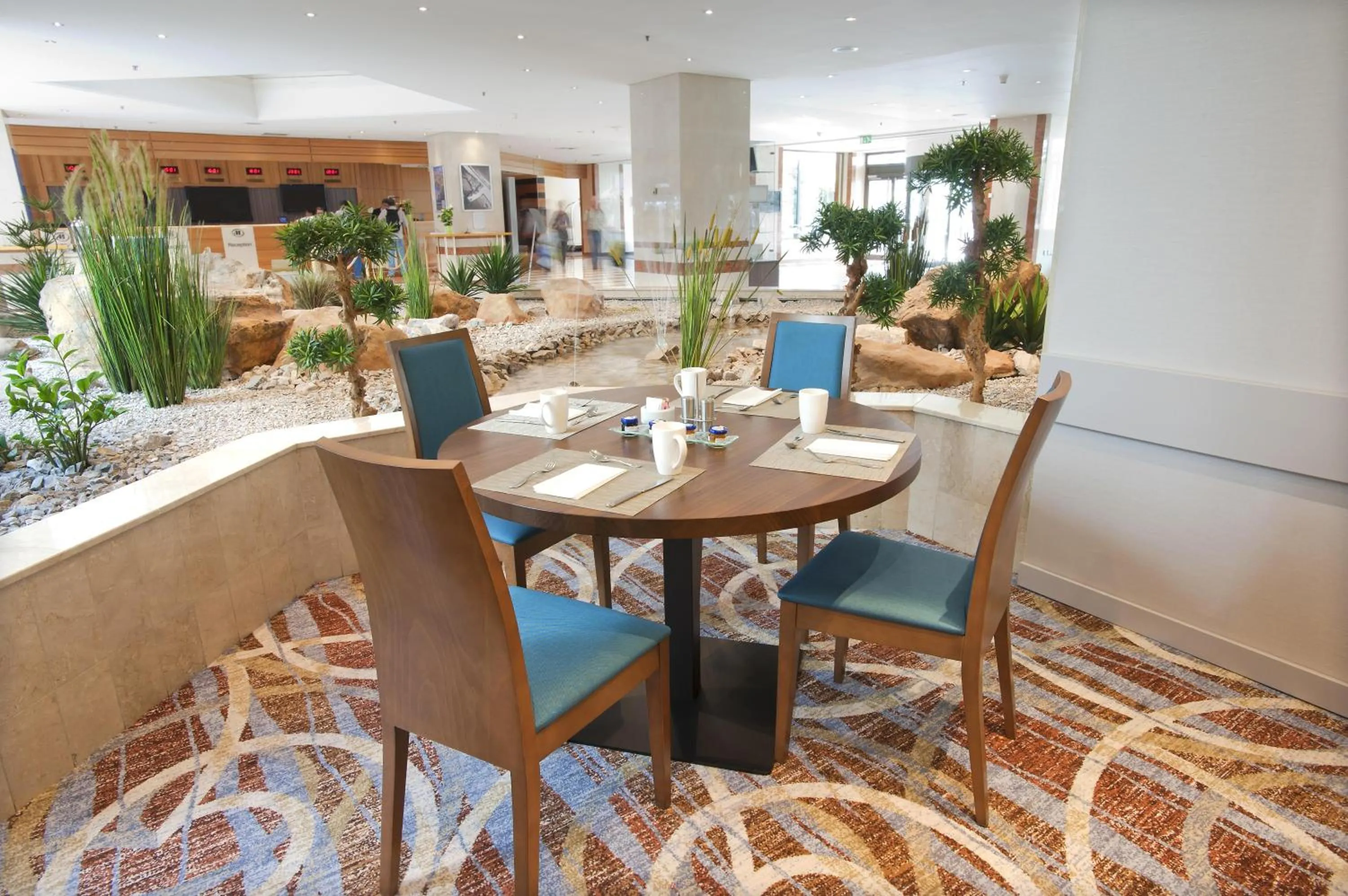 Breakfast in Hilton Prague Atrium