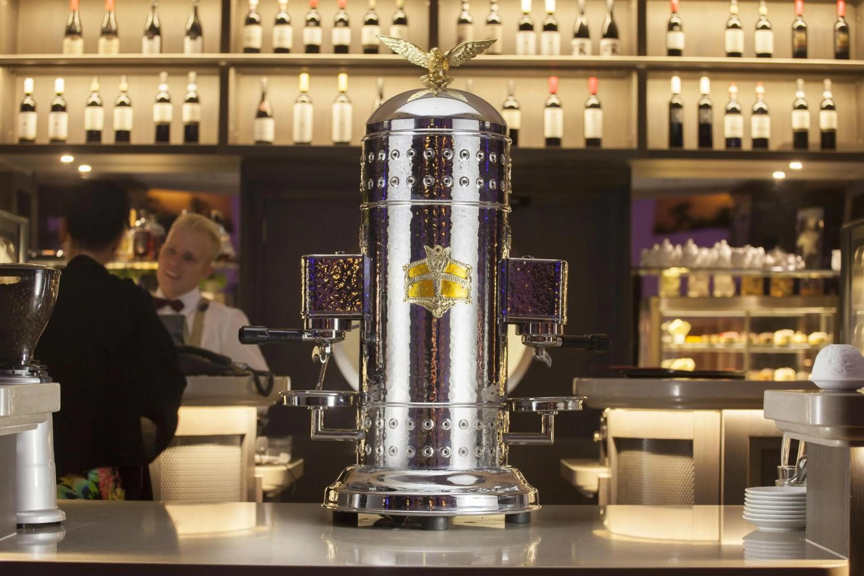 Restaurant/places to eat in Hilton Prague Atrium